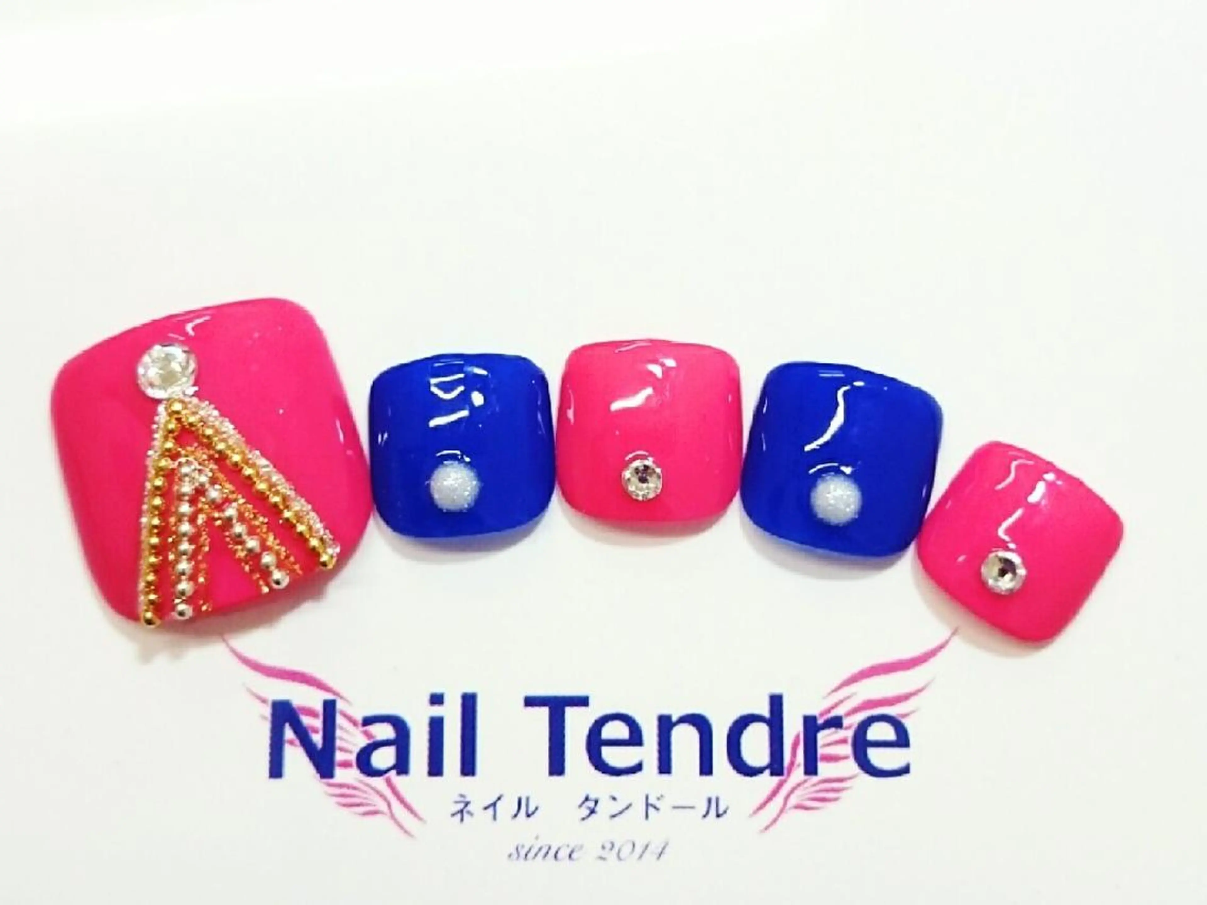 ネイル アートネイル ジェルネイル ソフトジェル ストーンネイル フットネイル Nail  Tendreのネイルデザイン