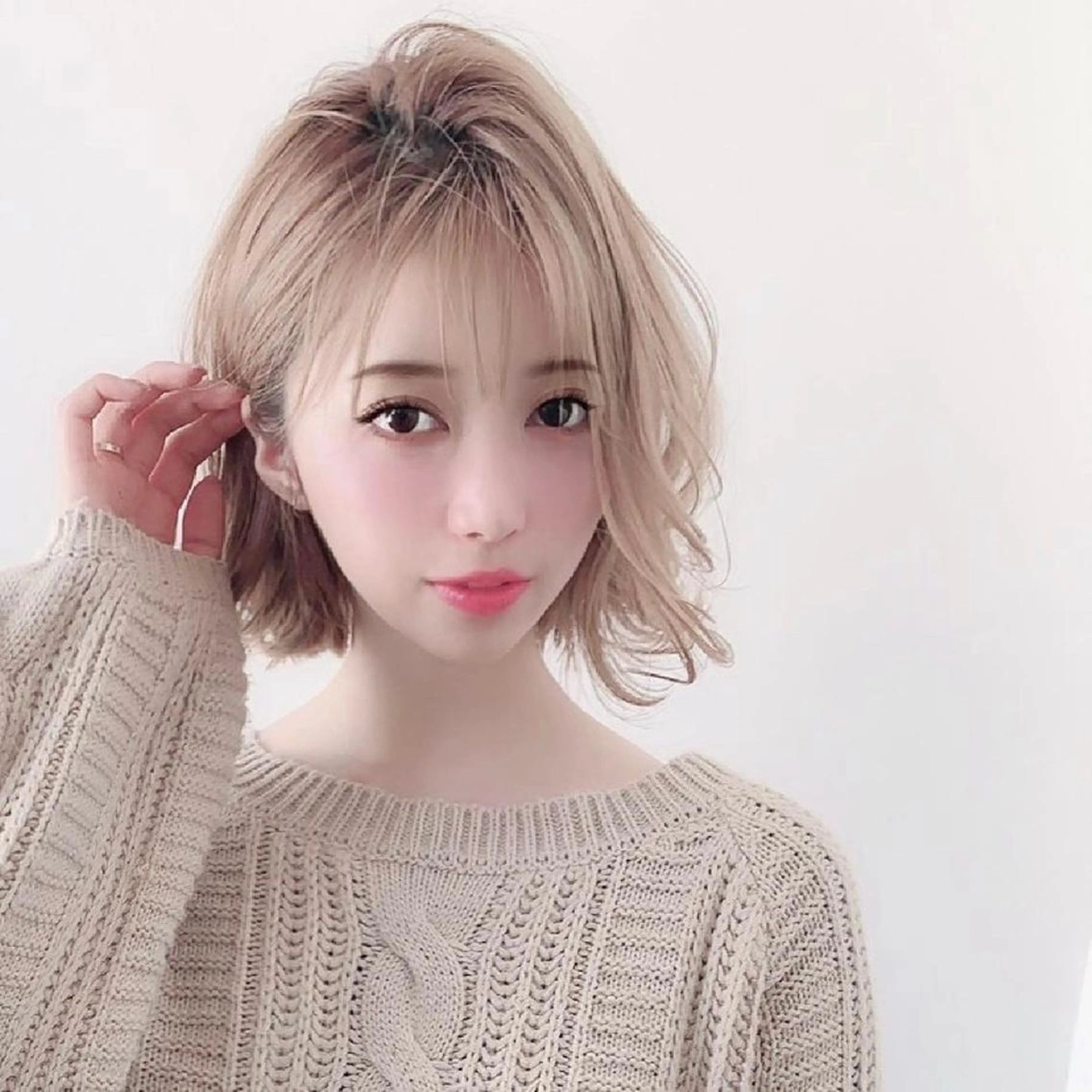 ミディアム カラー ボブ ✨️美髪矯正×似合わ せ艶カラー✨藤田透のヘアスタイル