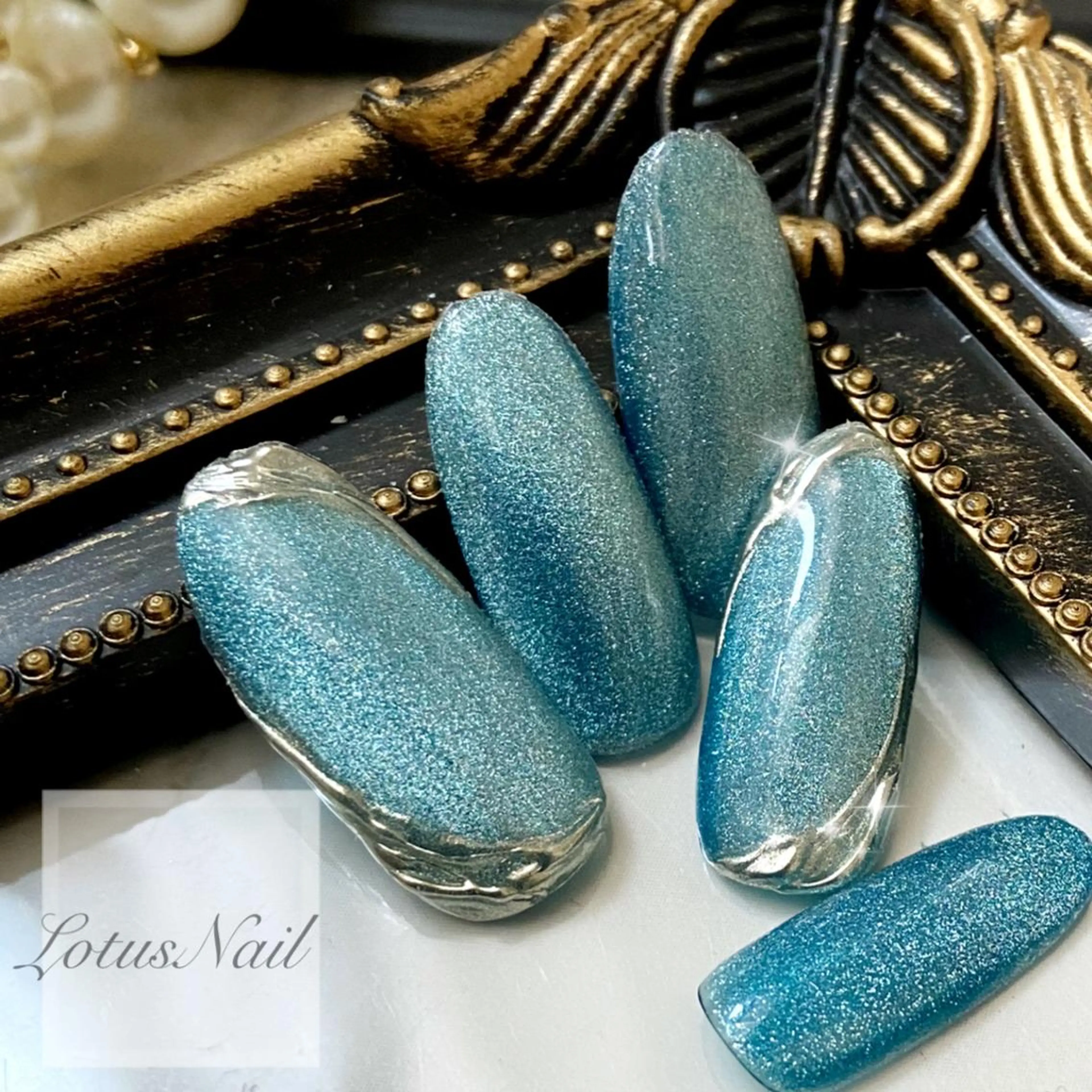 ネイル マグネットネイル Lotus Nailのネイルデザイン