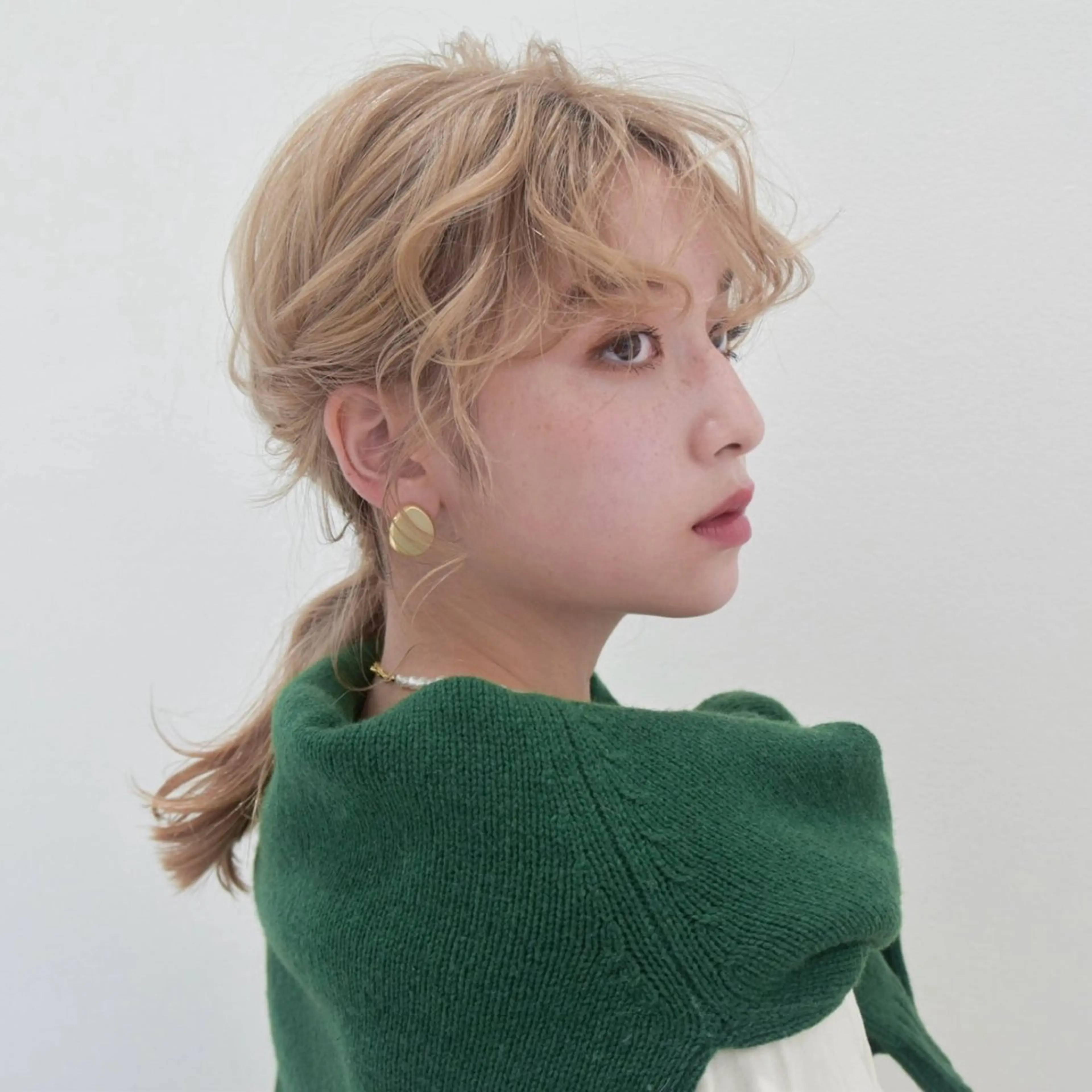 セミロング ヘアセット 会田有紀 /切りっぱなしボブのヘアスタイル