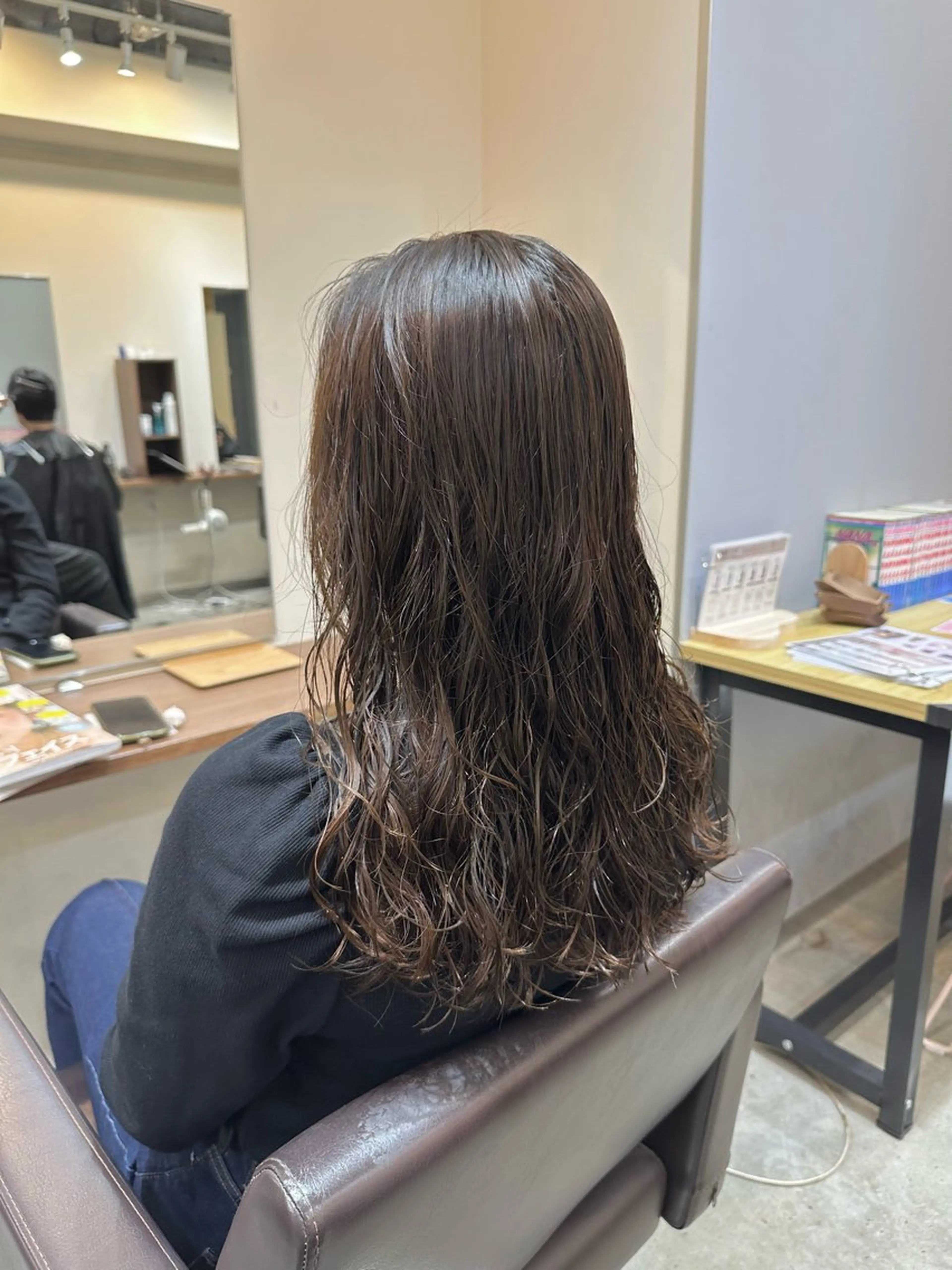 ロング カラー パーマ カット パーマ トリートメント 小顔カット✨ 透明感カラー✨kyoのヘアスタイル
