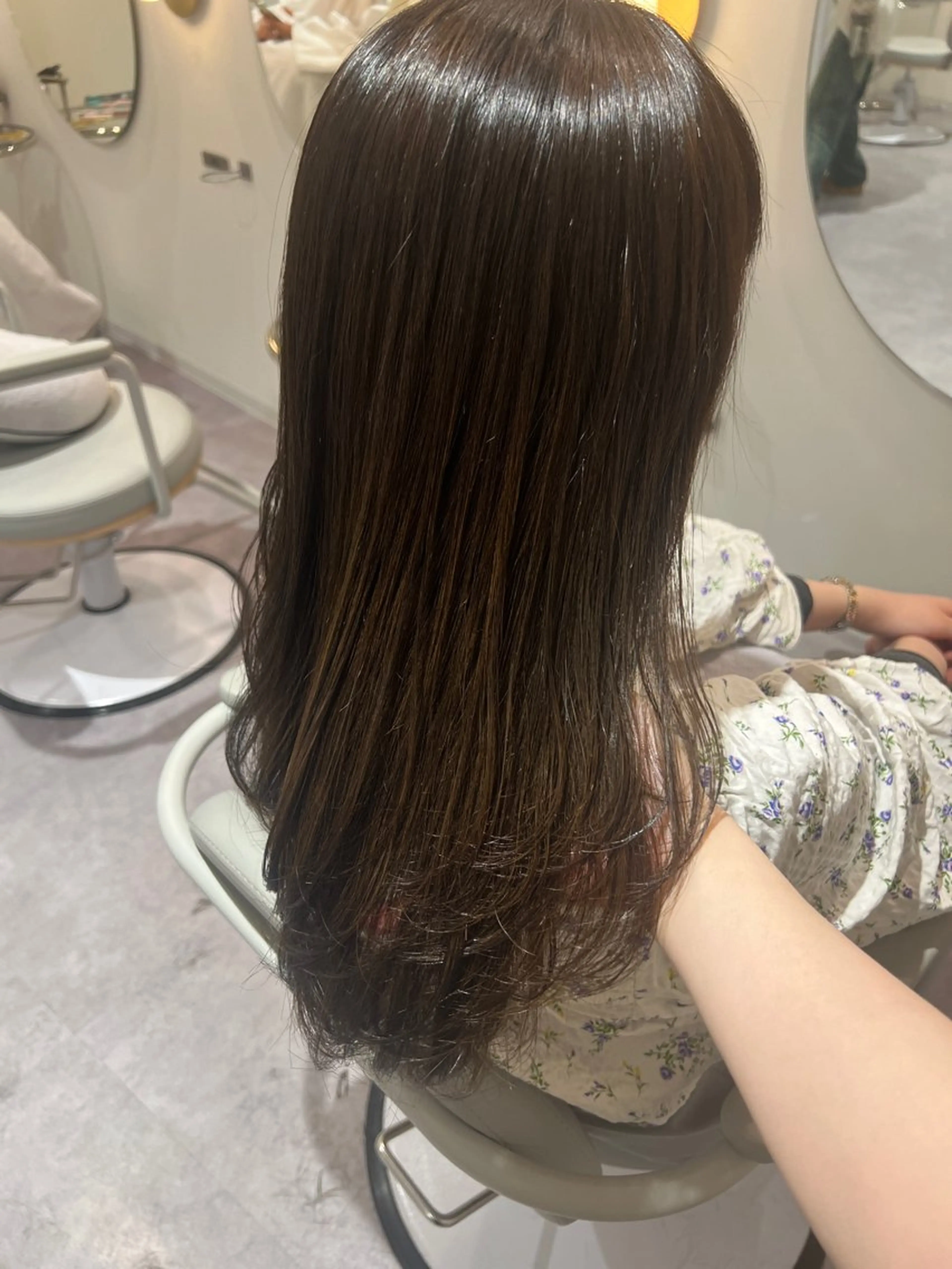 ロング ヘアカラー トリートメント 美髪✨艶髪✨髪質改善 カラー特化🌙鈴屋和のヘアスタイル