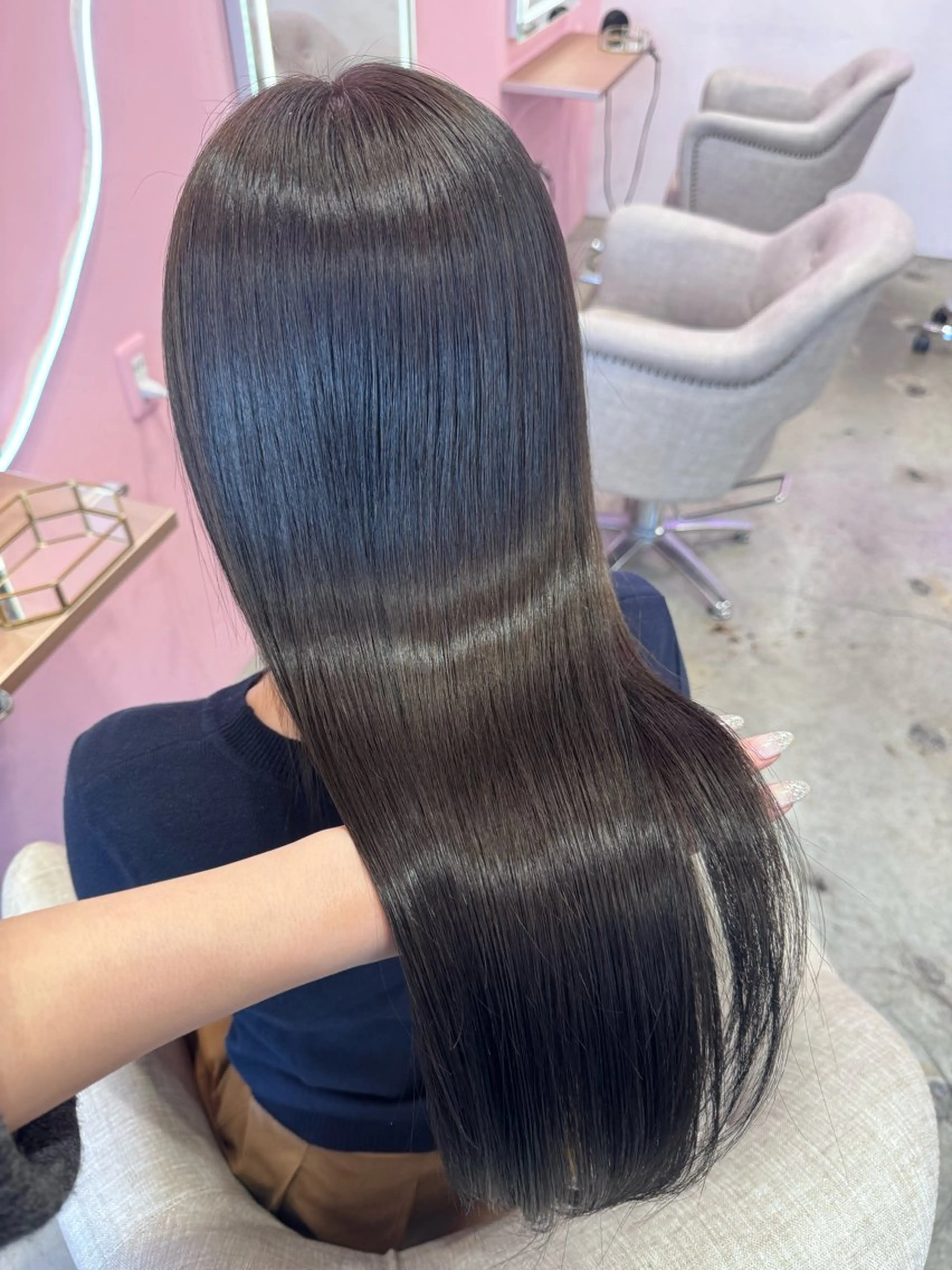 ロング カット ヘアカラー wixymimi hair salon所属・艶カラー✨レイヤー 𝐚𝐲𝐚𝐤𝐚のヘアスタイル
