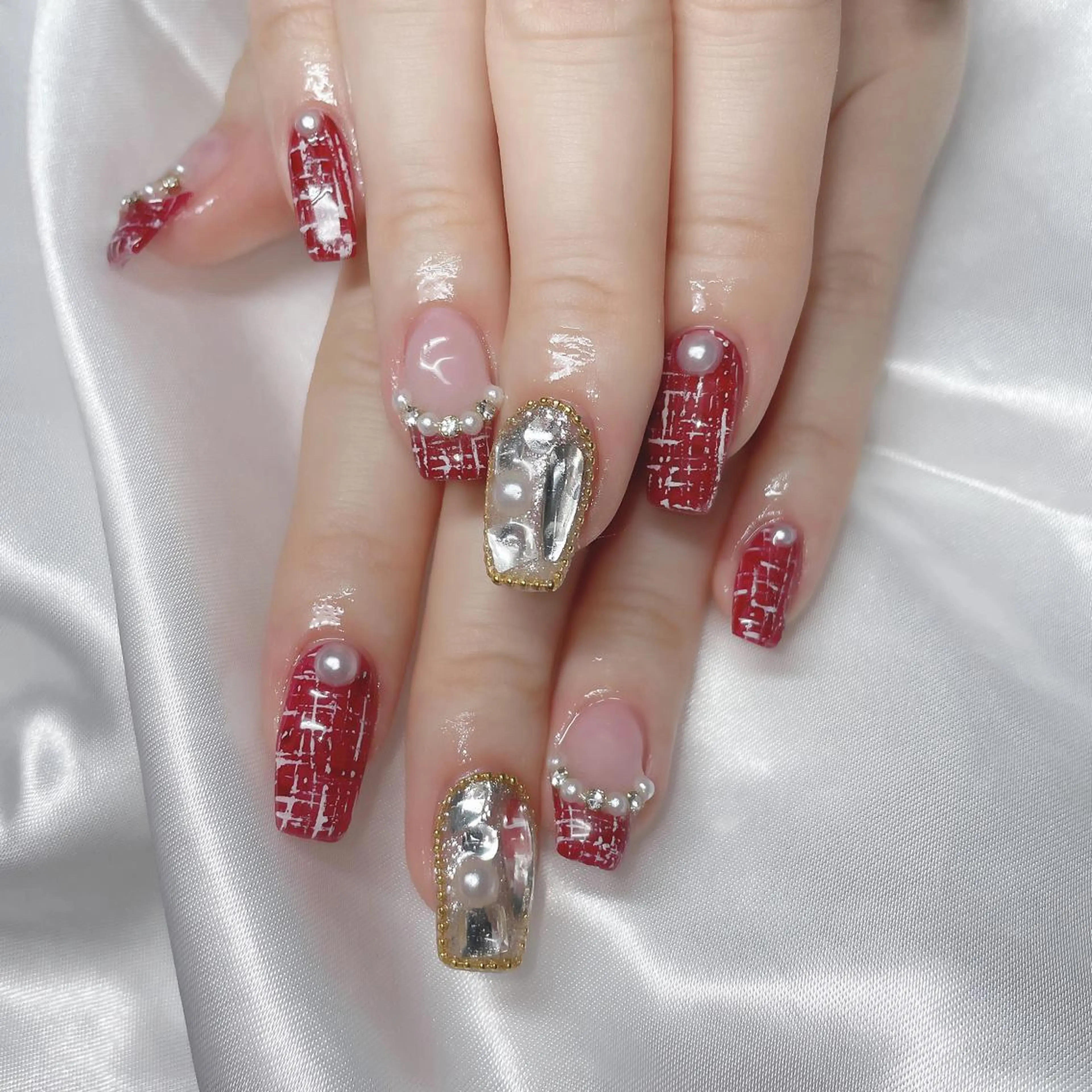 ネイル フラッシュネイル フットネイル フレンチネイル キラキラネイル 韓国ネイル merci nail所属・merci nailのネイルデザイン