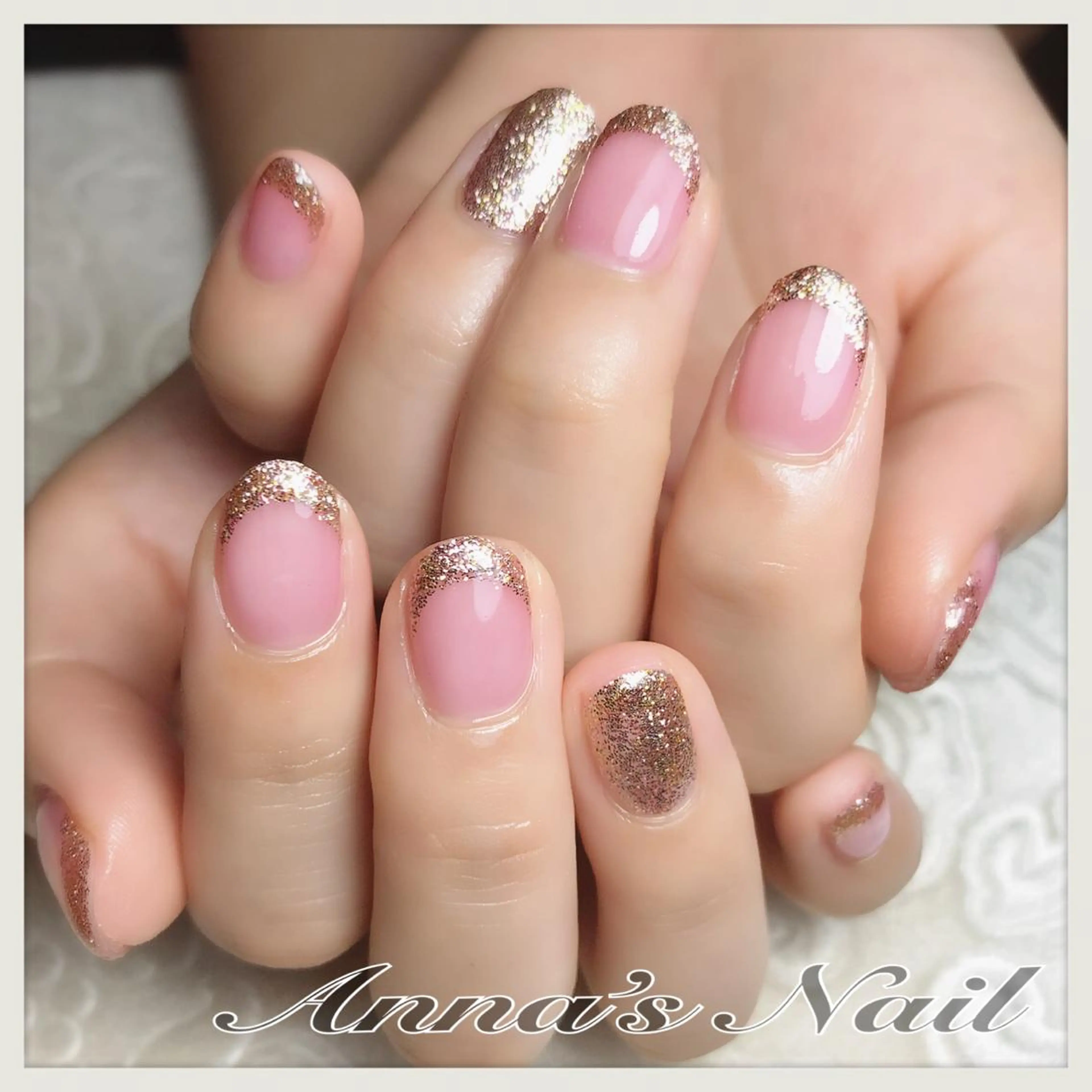 ネイル ゴールド ラメ(グリッター) ピンク Anna’s Nail所属・清口 杏奈のネイルデザイン