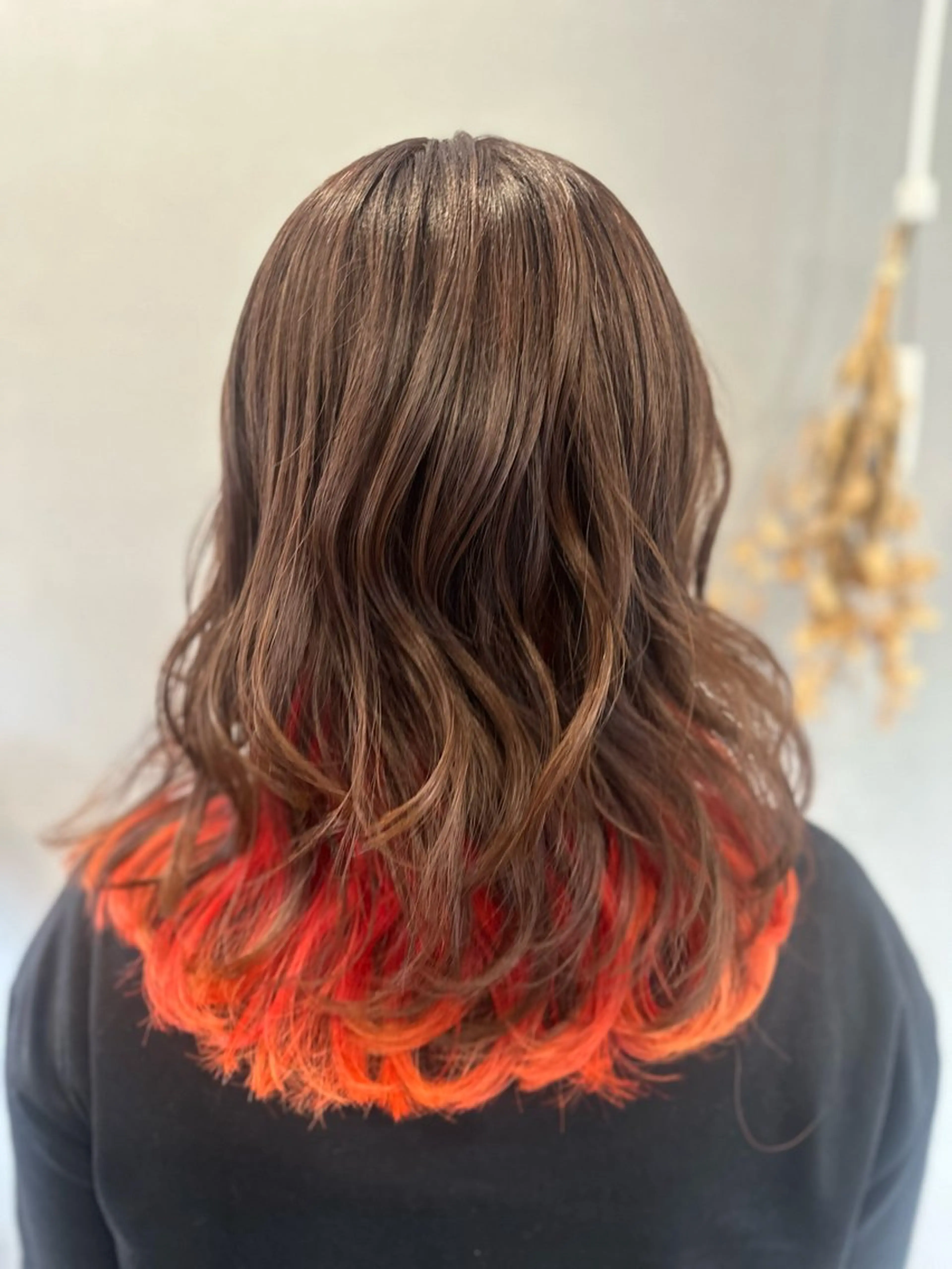 セミロング カラー インナーカラー オレンジ カット ヘアカラー トリートメント K Harukaのヘアスタイル