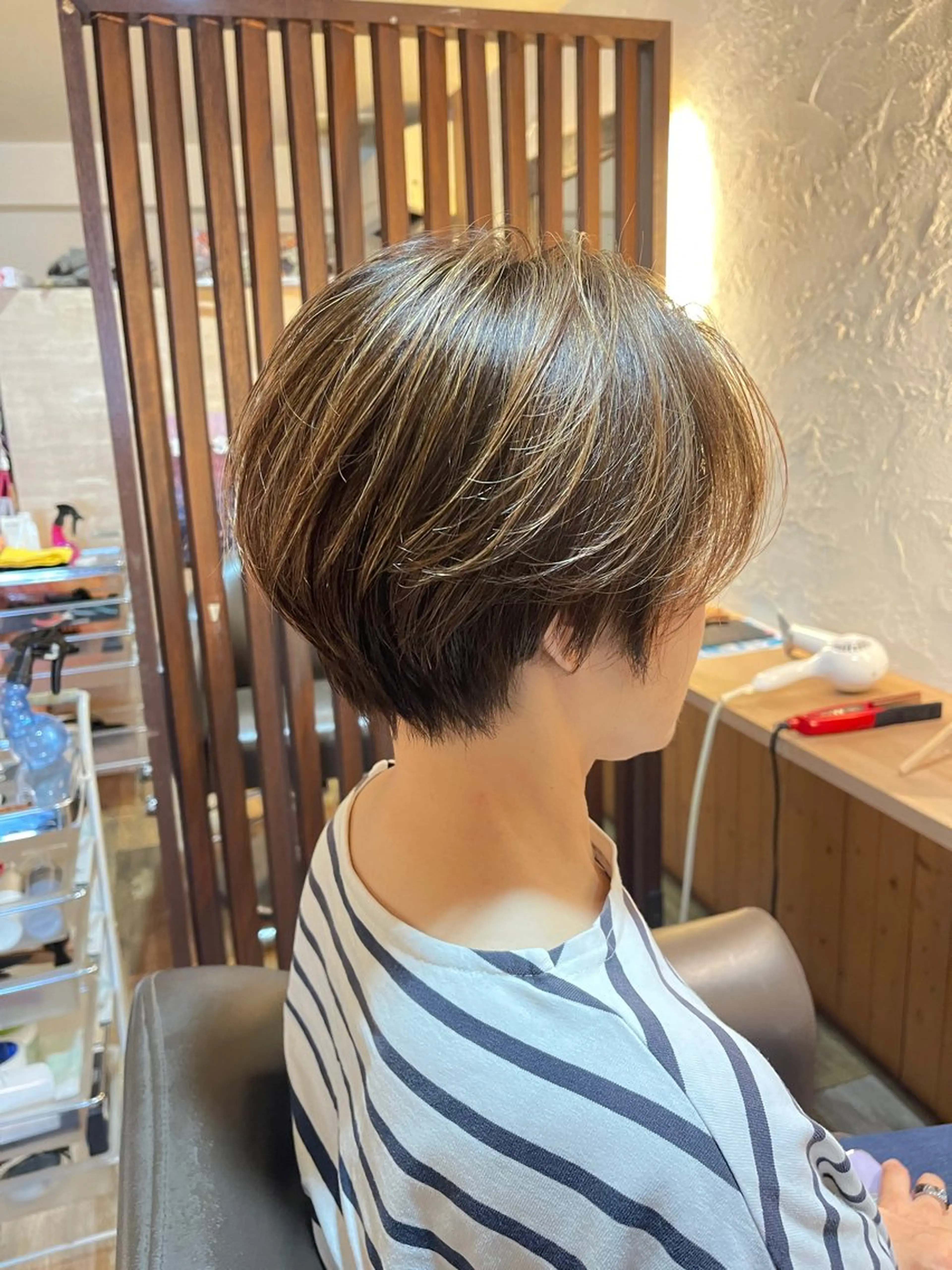 ショート カット ヘアカラー トリートメント 美髪矯正/縮毛矯正 越野雄大のヘアスタイル