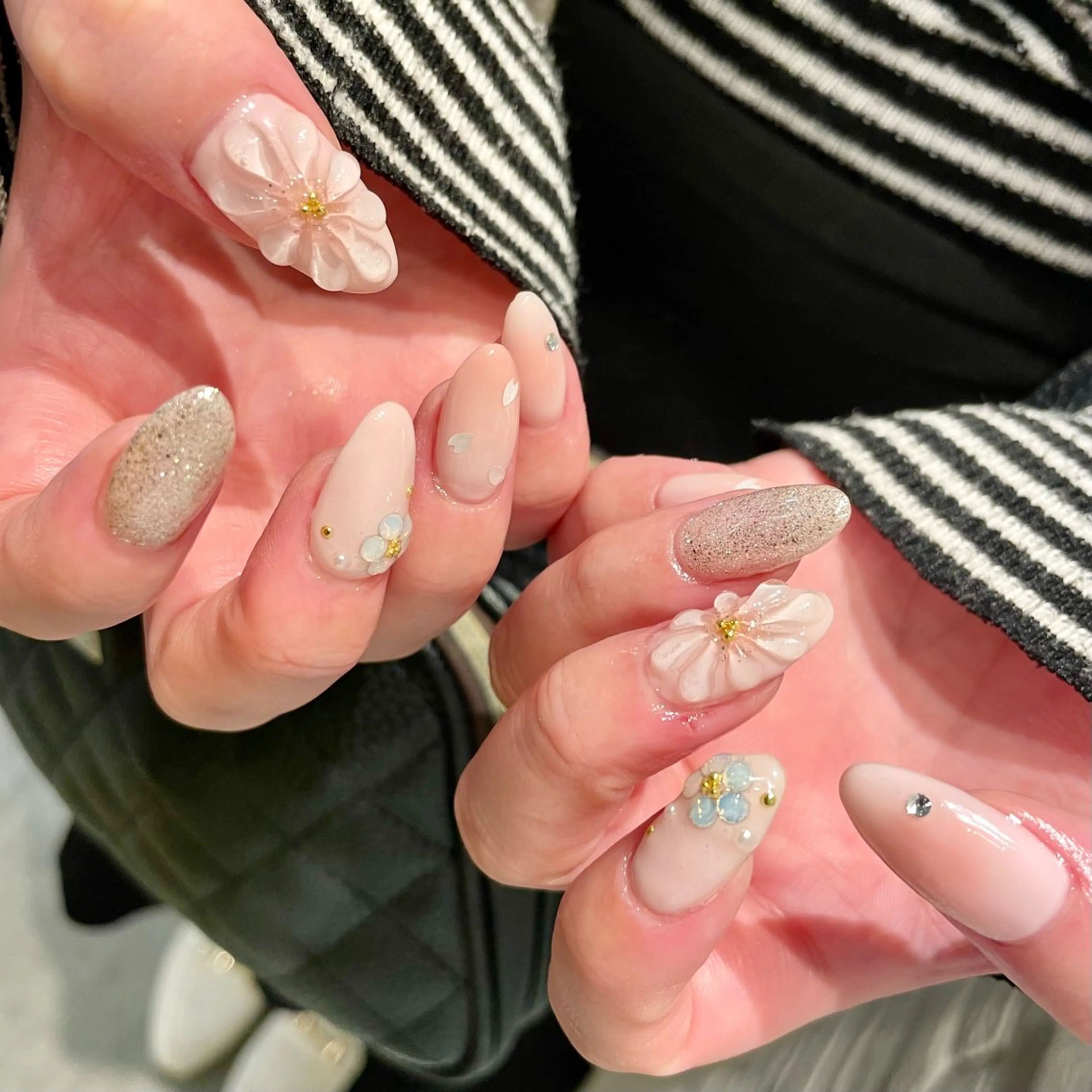 セミロング ハンドネイル m kaori𓃟のネイルデザイン