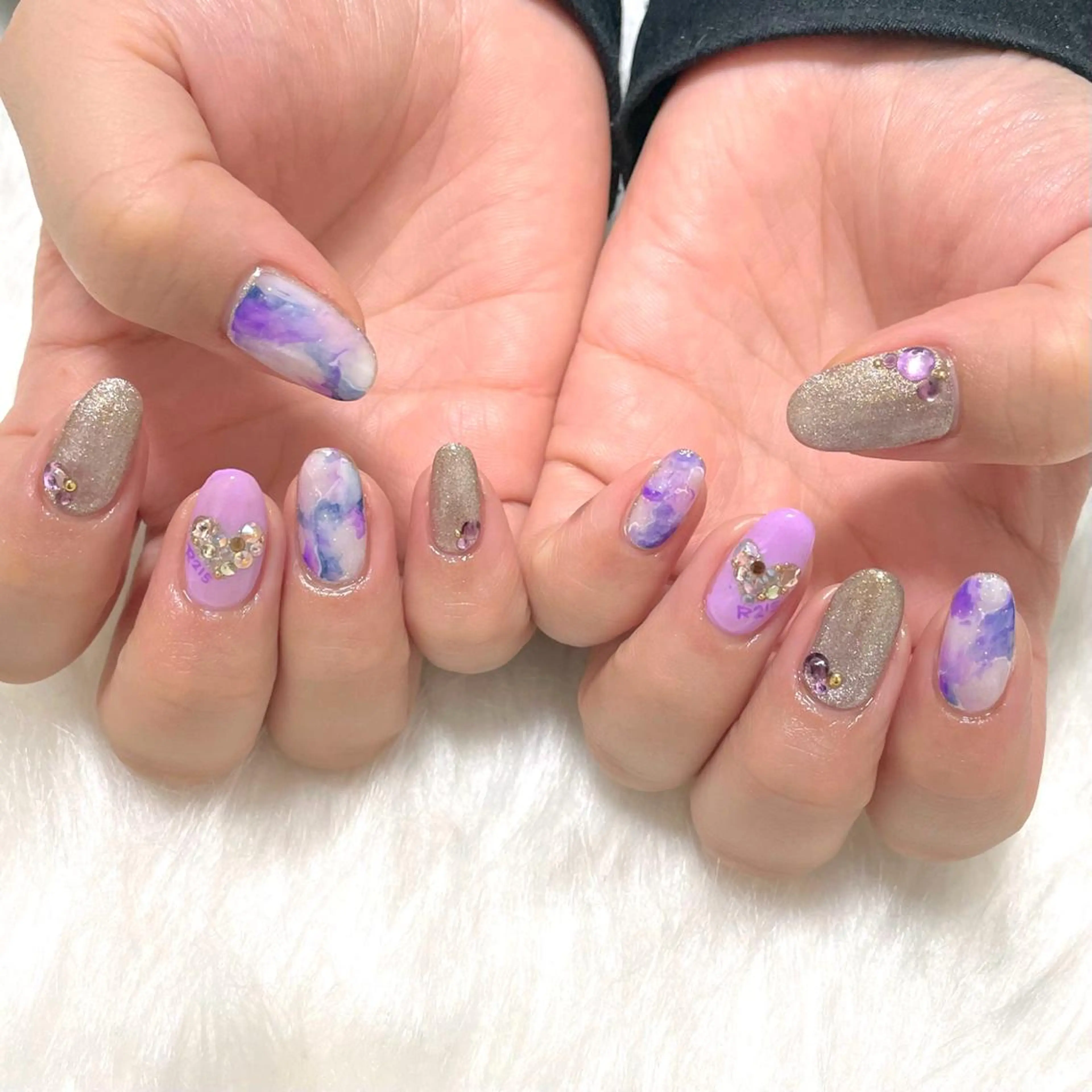ネイル ブラウン ゴールド マグネットネイル ネイビー ハンドネイル MADDY NAILS所属・MADDYNAILS ✴︎柏痛ネイルのネイルデザイン