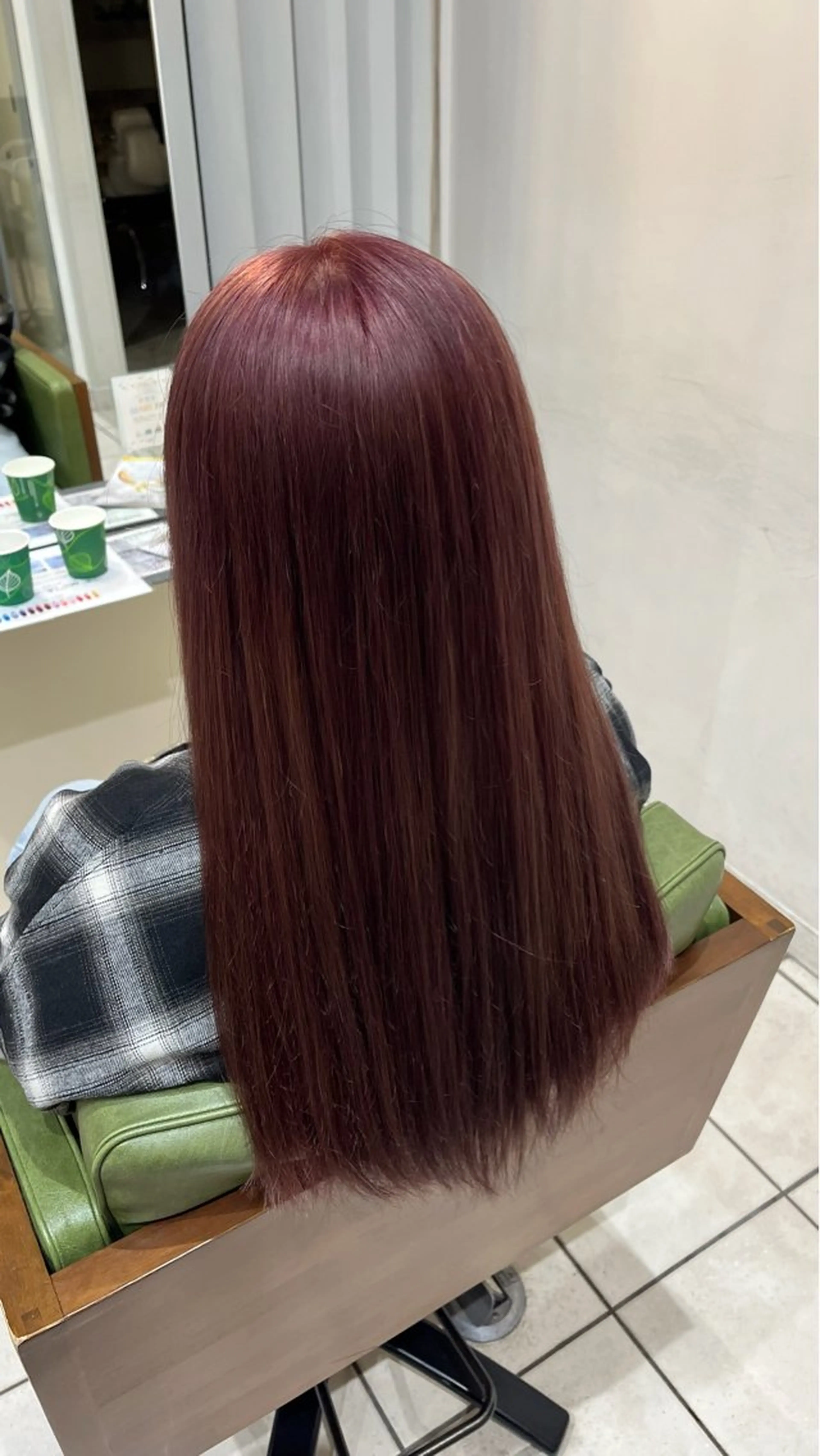 ロング カラー ヘアカラー ふかや まりかのヘアスタイル