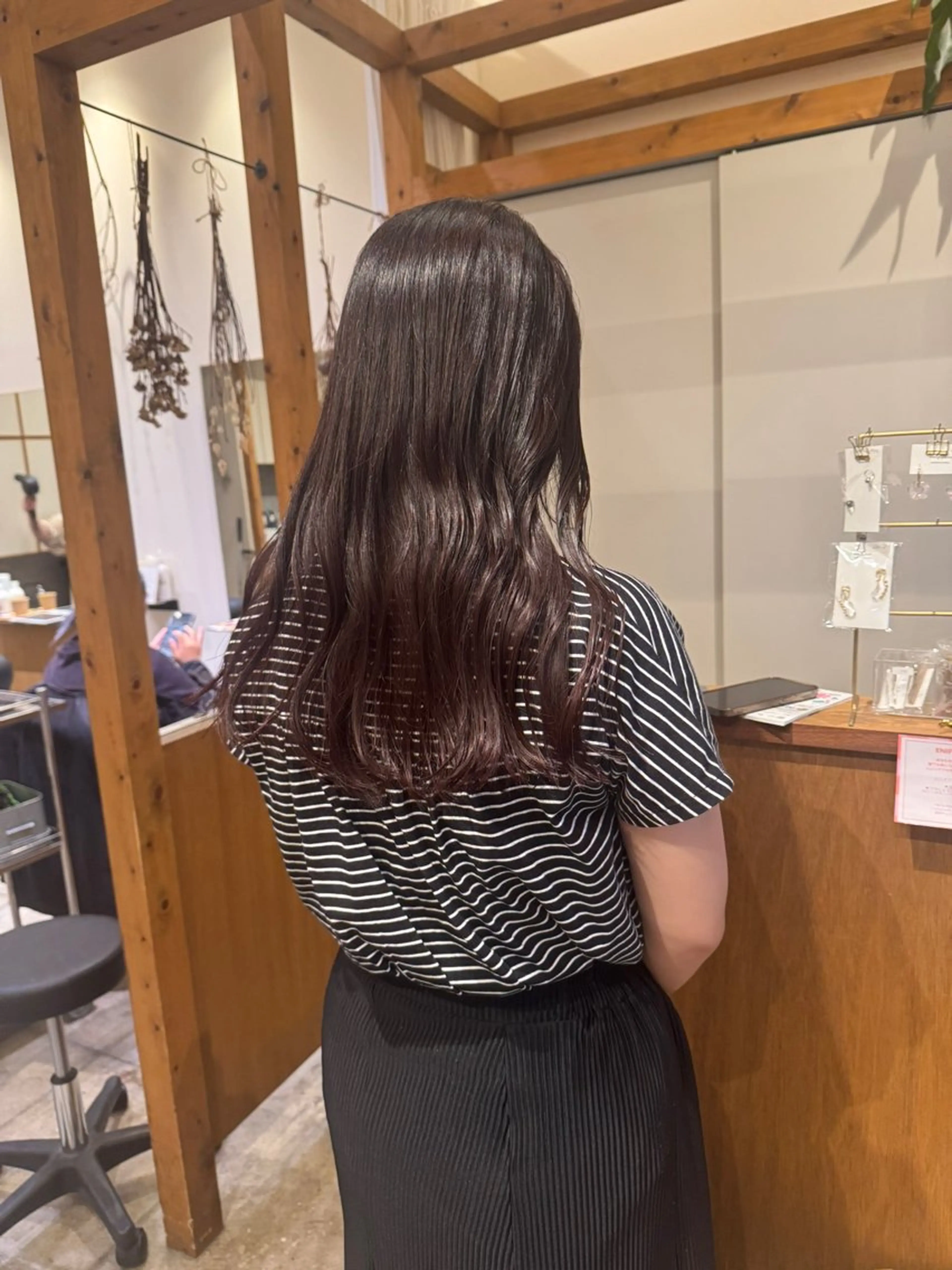 ロング カラー ピンクカラー カット ヘアカラー トリートメント ENIF 大島 芽生のヘアスタイル