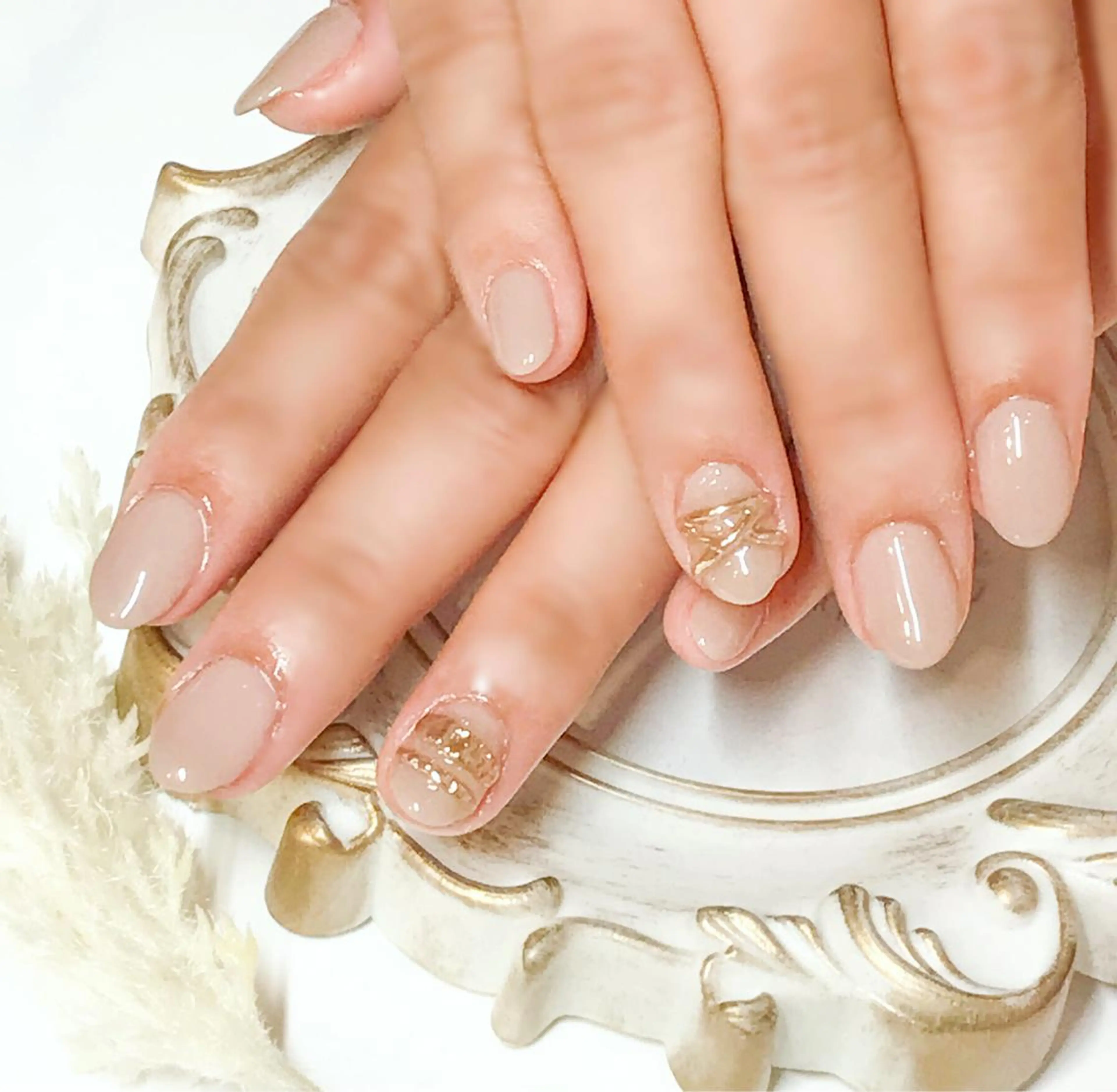 ネイル ジェルネイル オフィスネイル シンプルネイル ホワイト Nyanco Nailのネイルデザイン