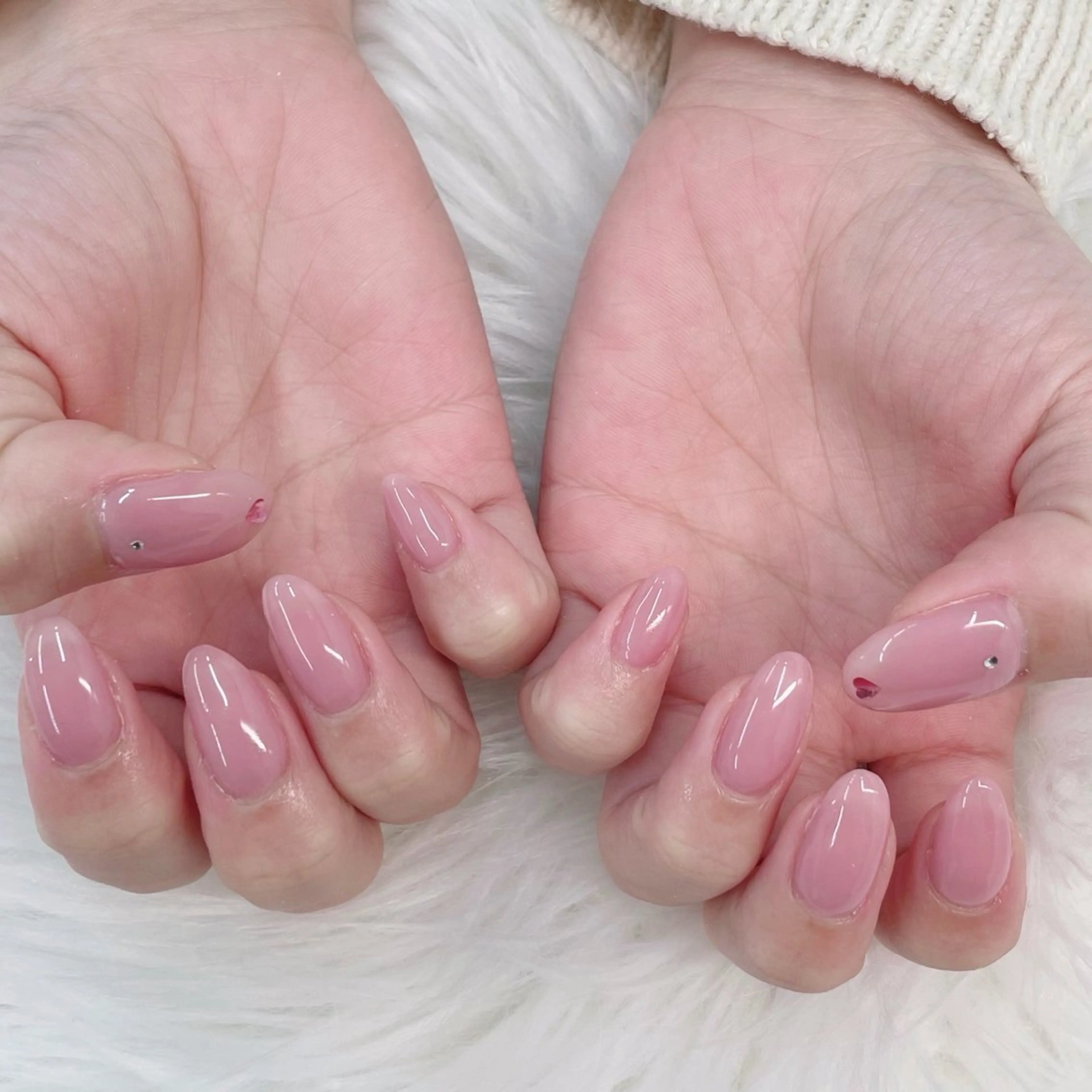 ネイル ストーンネイル エリクサーネイル池袋店所属・エリクサーネイル池袋 大槻のネイルデザイン