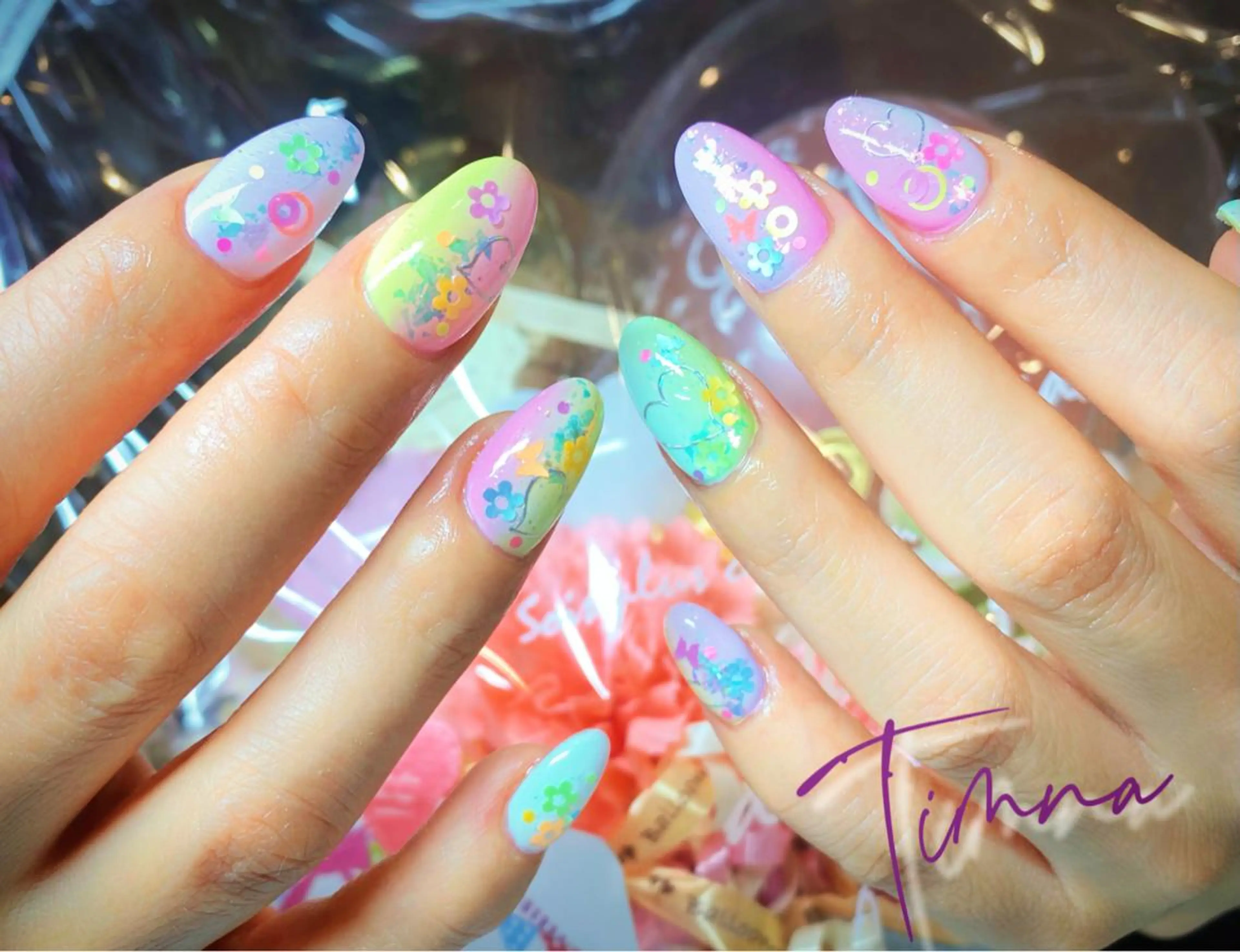ミディアム フットネイル NAILSALON 🍔Timna🍟のネイルデザイン