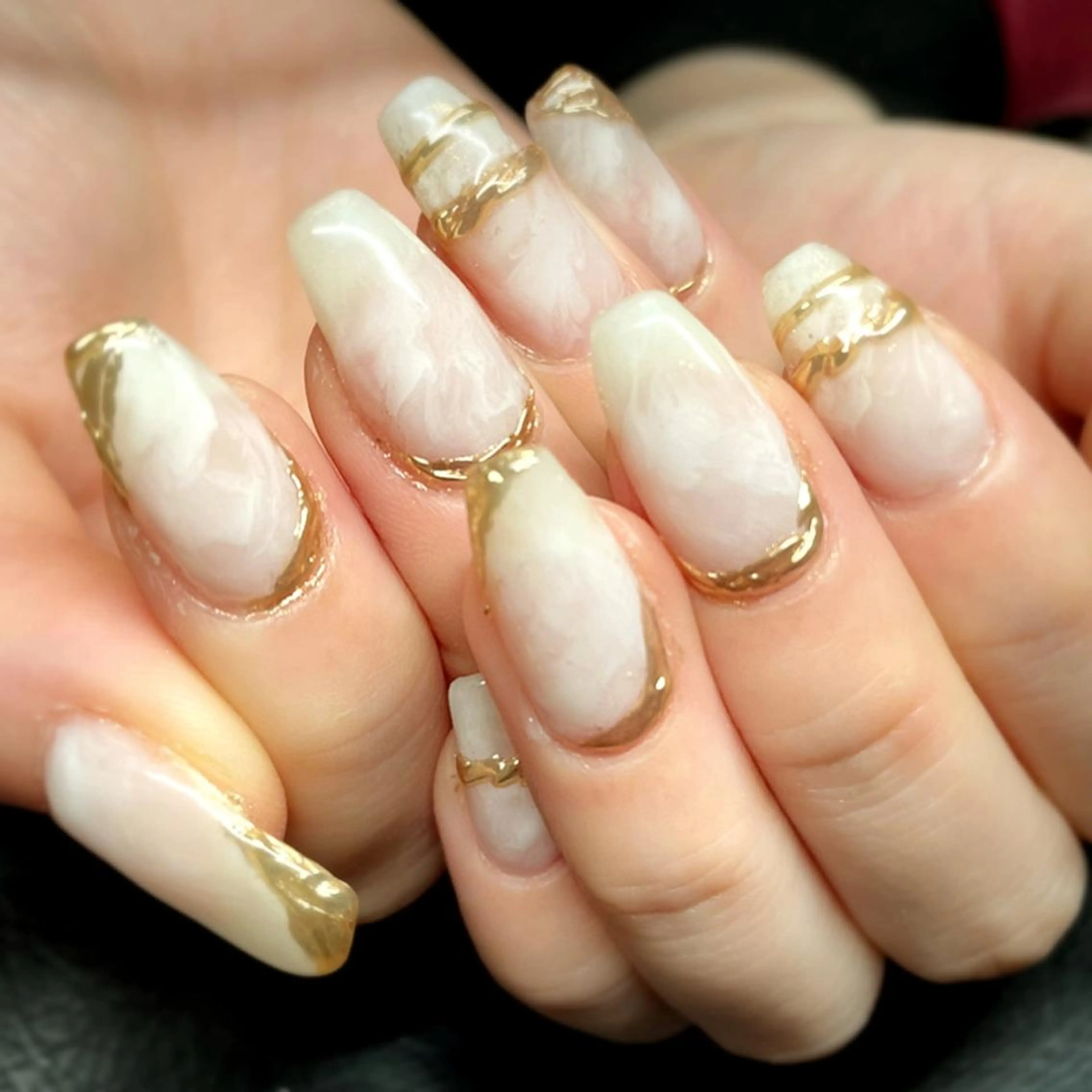 ネイル ゴージャス 大理石ネイル(マーブル) ミラーネイル ニュアンスネイル ハンドネイル フットネイル AQUA NAIL所属・AQUA NAILのネイルデザイン