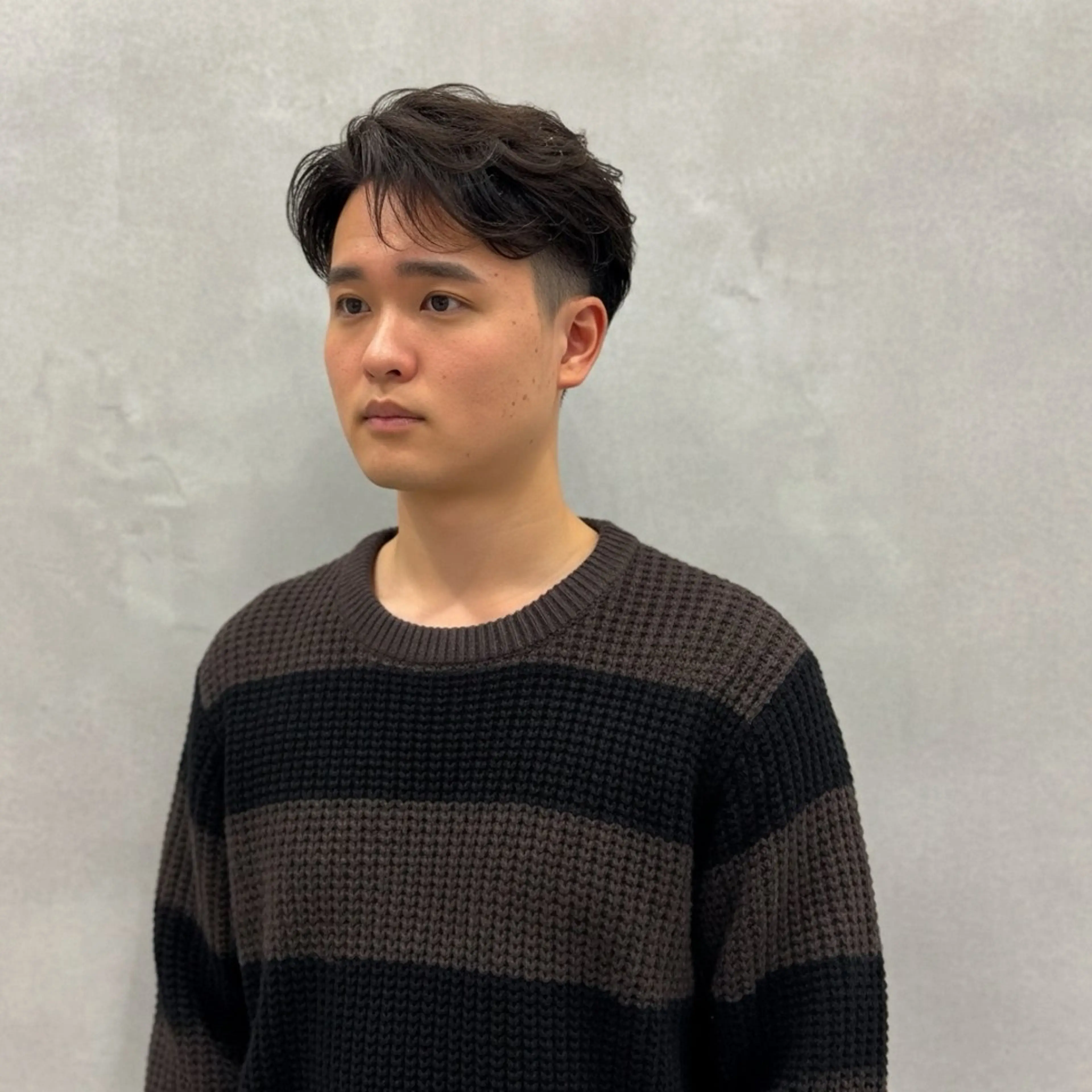 ミディアム パーマ メンズ ミディアムパーマ センターパート メンズパーマ くせ毛 小顔カット カット パーマ トリートメント 🔮メンズ縮毛矯正 毛流れパーマ💎竹永のヘアスタイル