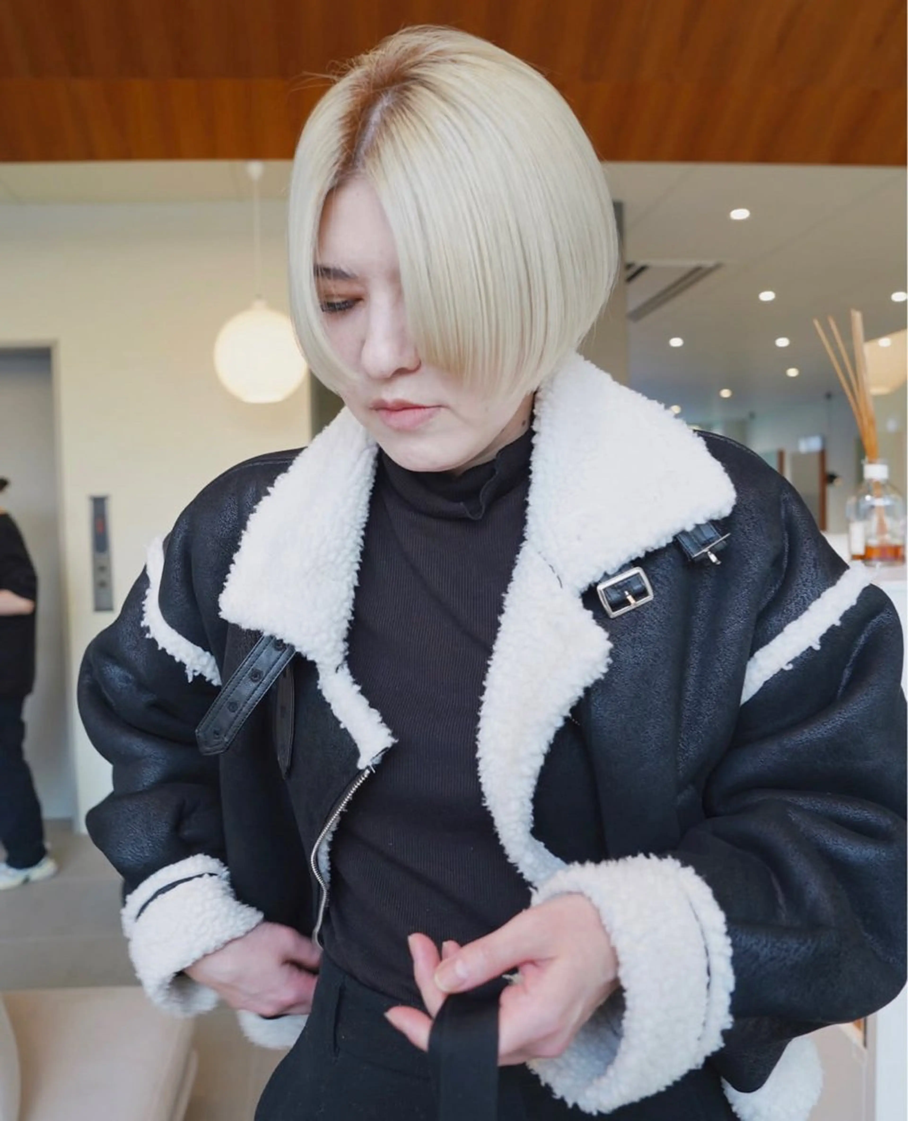 ミディアム カラー ベージュカラー ブリーチ 透明感カラー ダブルカラー ヘアカラー ハイトーン大得意 ×レイヤー🕊aiのヘアスタイル