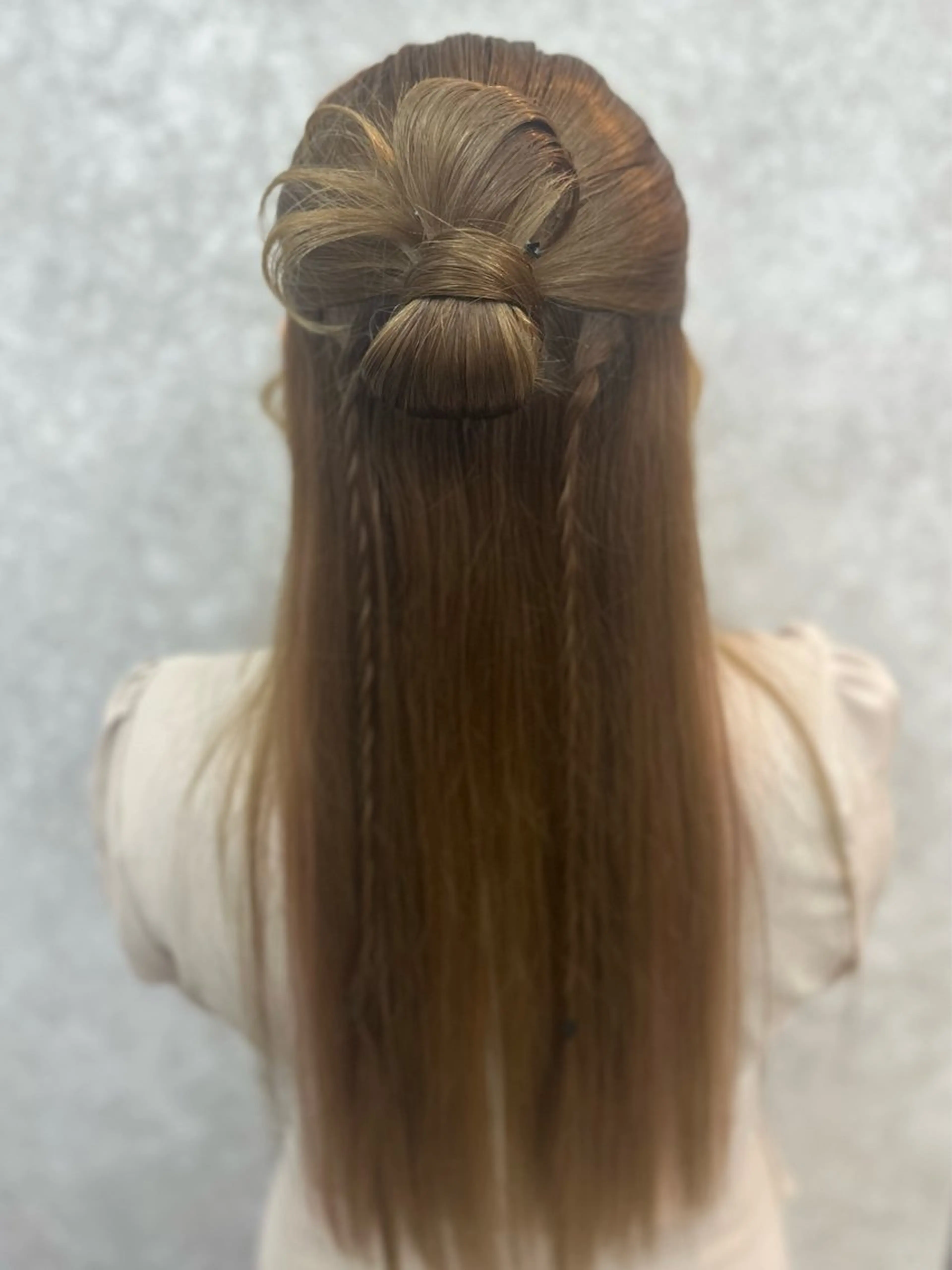 ロング ヘアアレンジ ハーフアップ ヘアセット はるみ🦖lovis カラーモデル募集中！のヘアスタイル