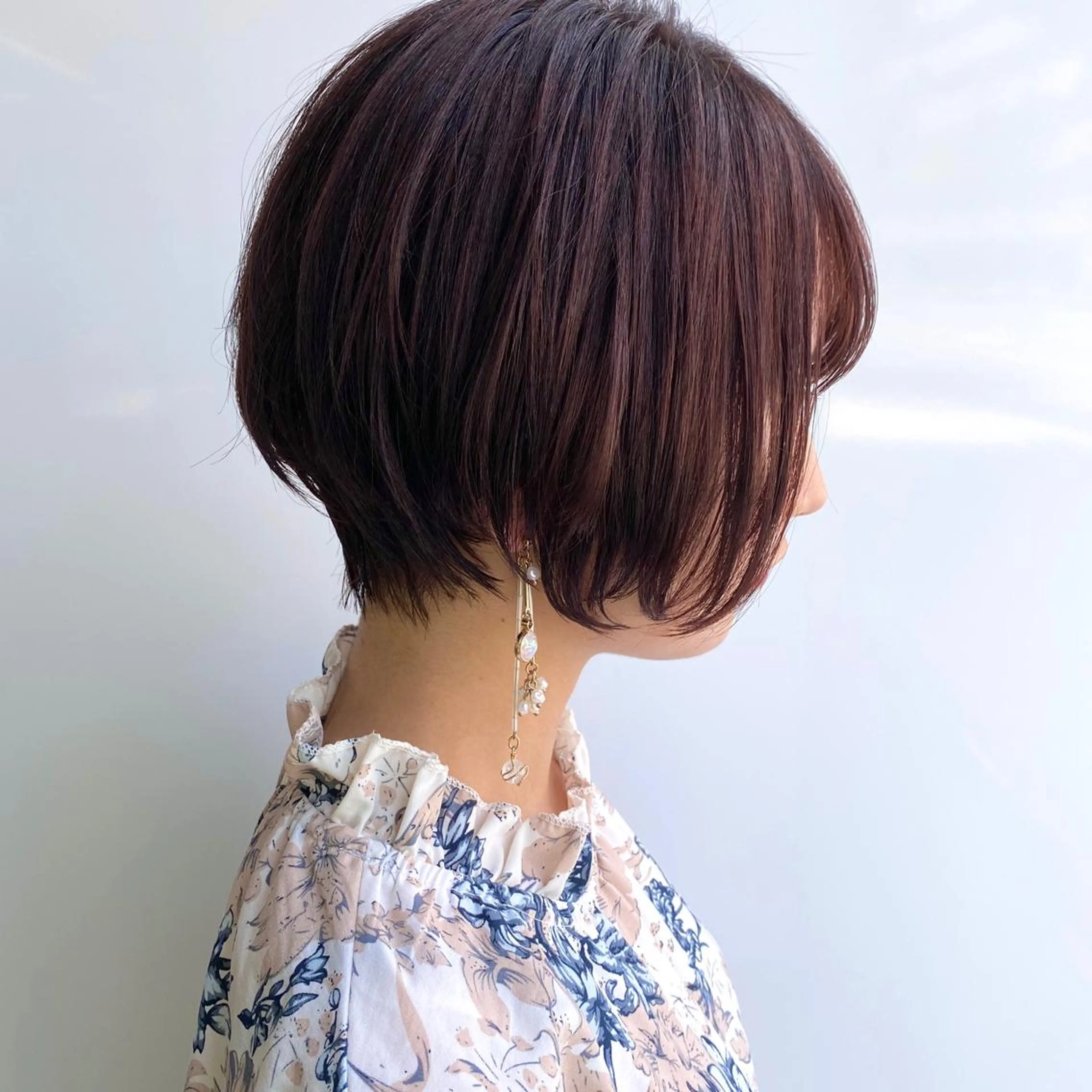 ショート カラー 似合わせカット ショートヘア トリートメント カット ヘアカラー トリートメント (h)wim ウィムのヘアスタイル