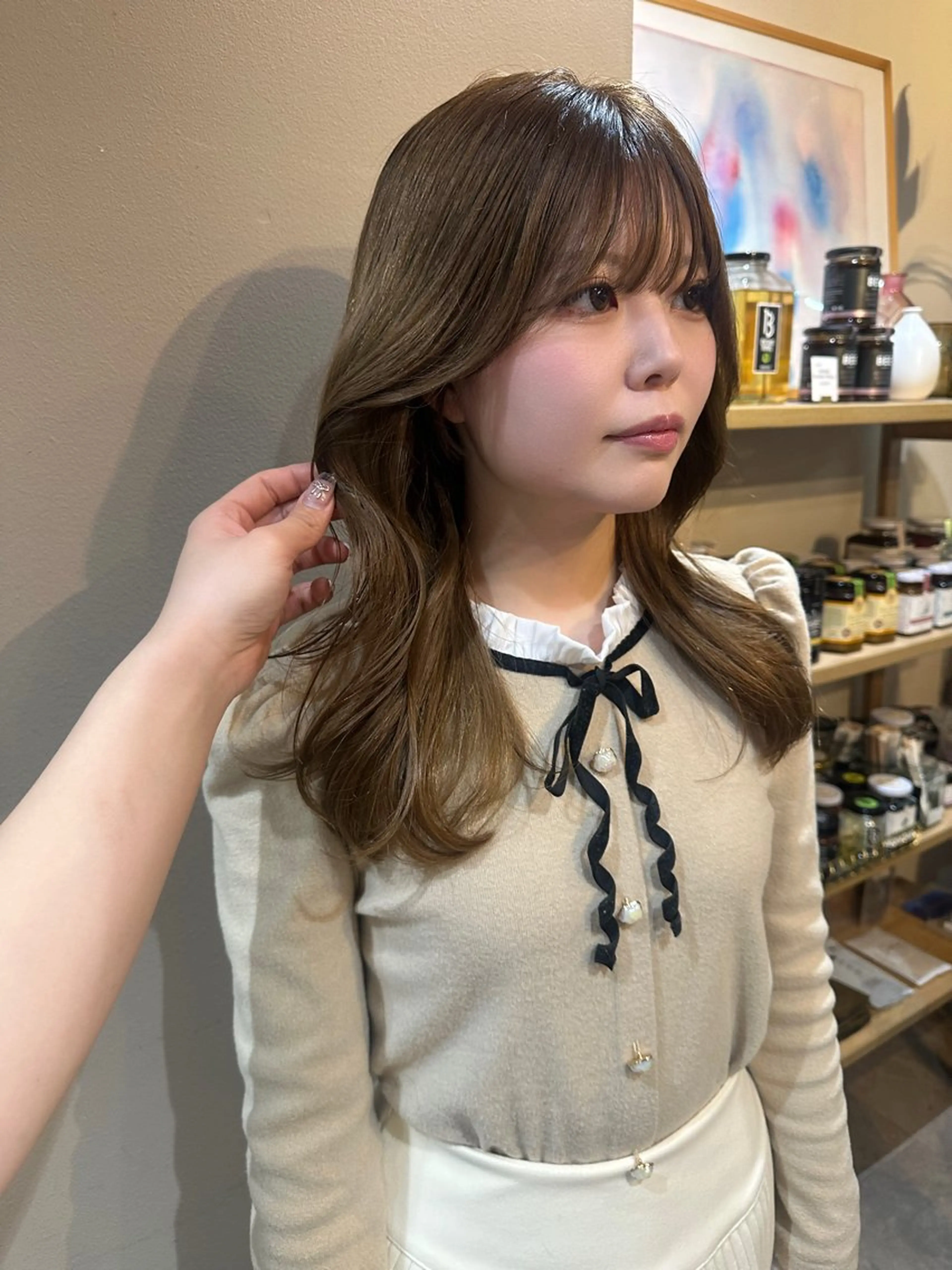 セミロング Ran /レイヤー /ベージュ/髪質改善のヘアスタイル