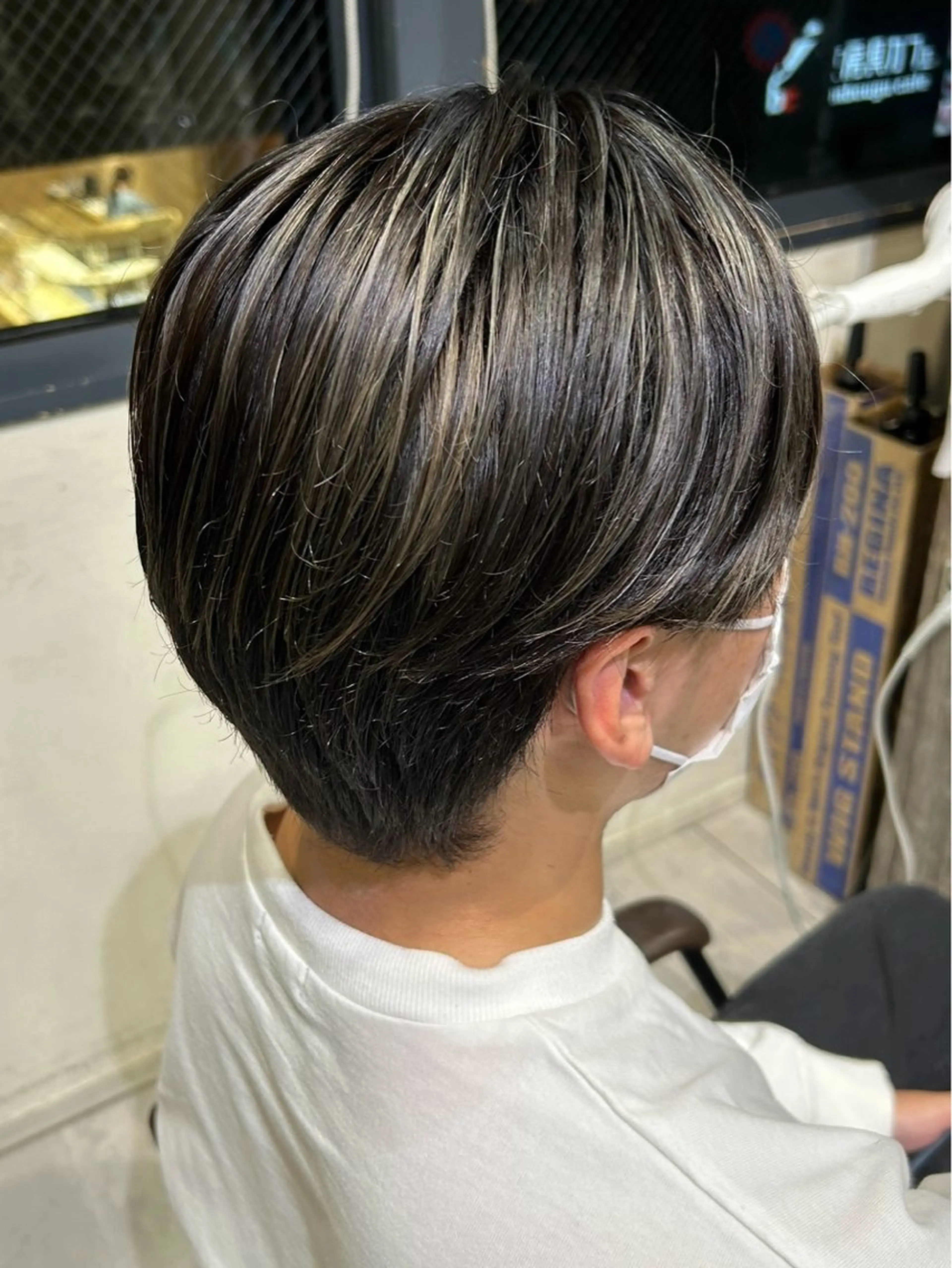 カラー メンズ Momo/ 海外レイヤー海外ヘアのヘアスタイル