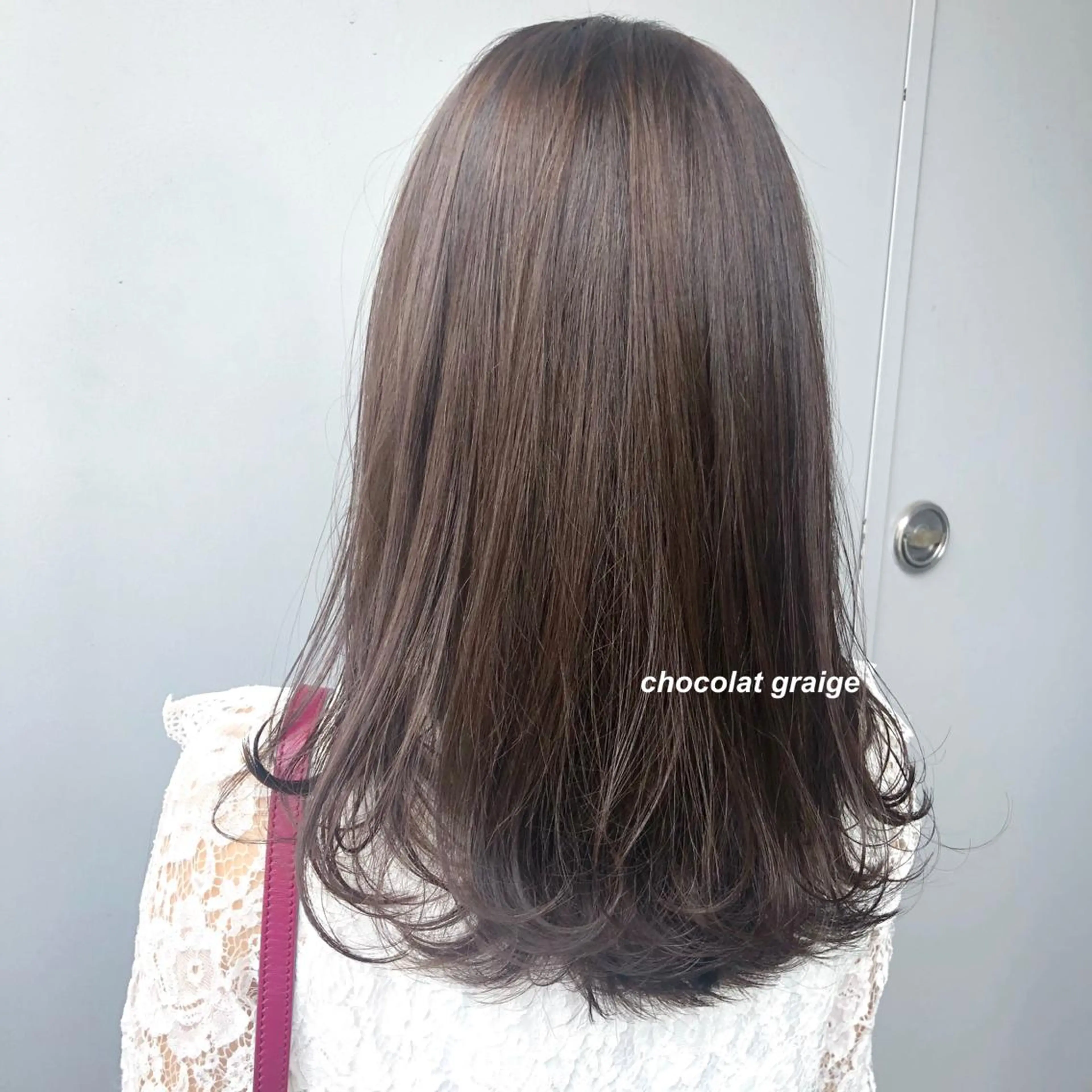 セミロング カラー ヘアカラー トリートメント ヘッドスパ Qin shaire salon 原宿店所属・レイヤーカット 韓国ヘアayameのヘアスタイル