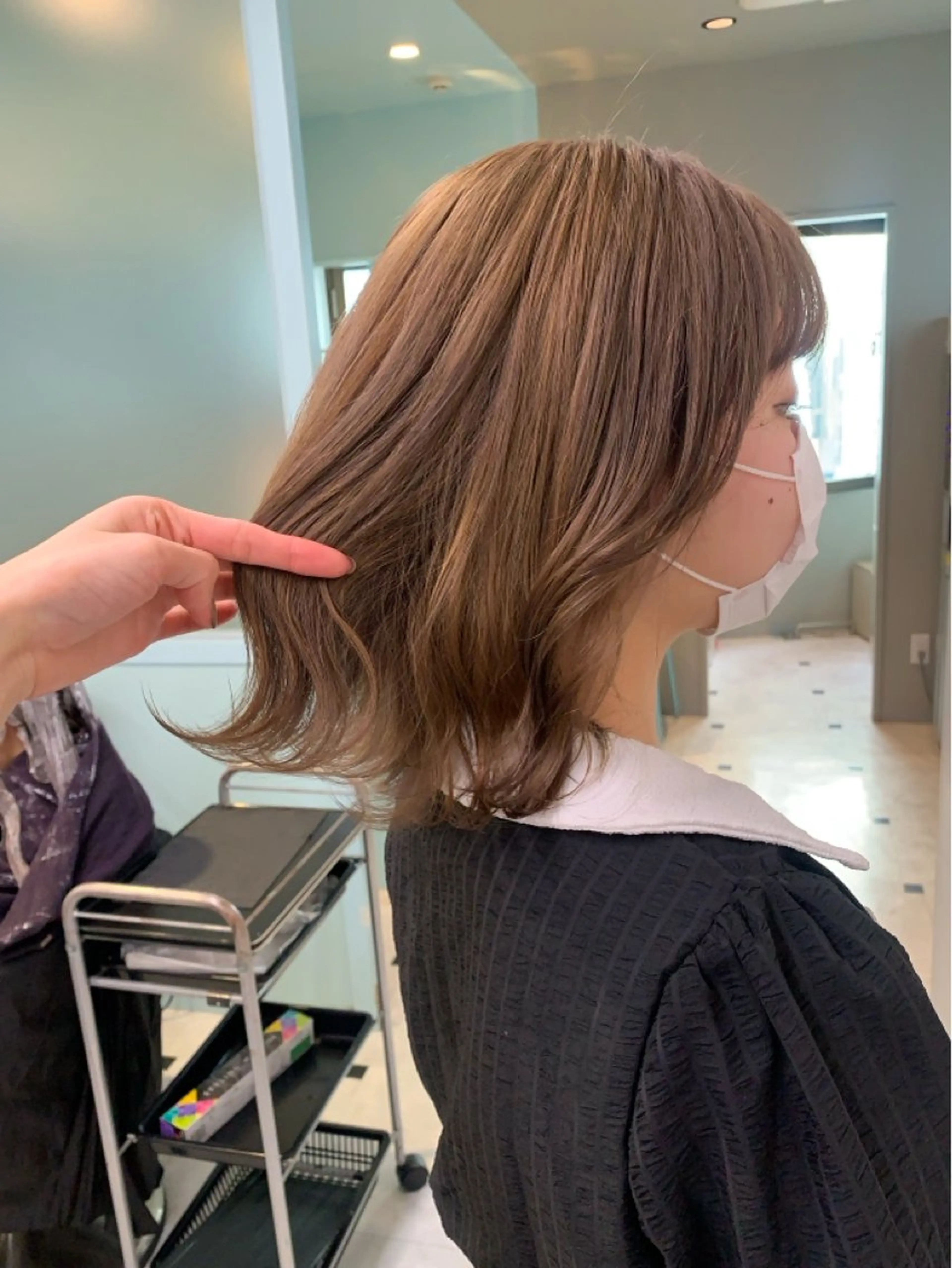 ミディアム カラー ヘアカラー ナチュラルベージュ 🧸yuuna🧋のヘアスタイル