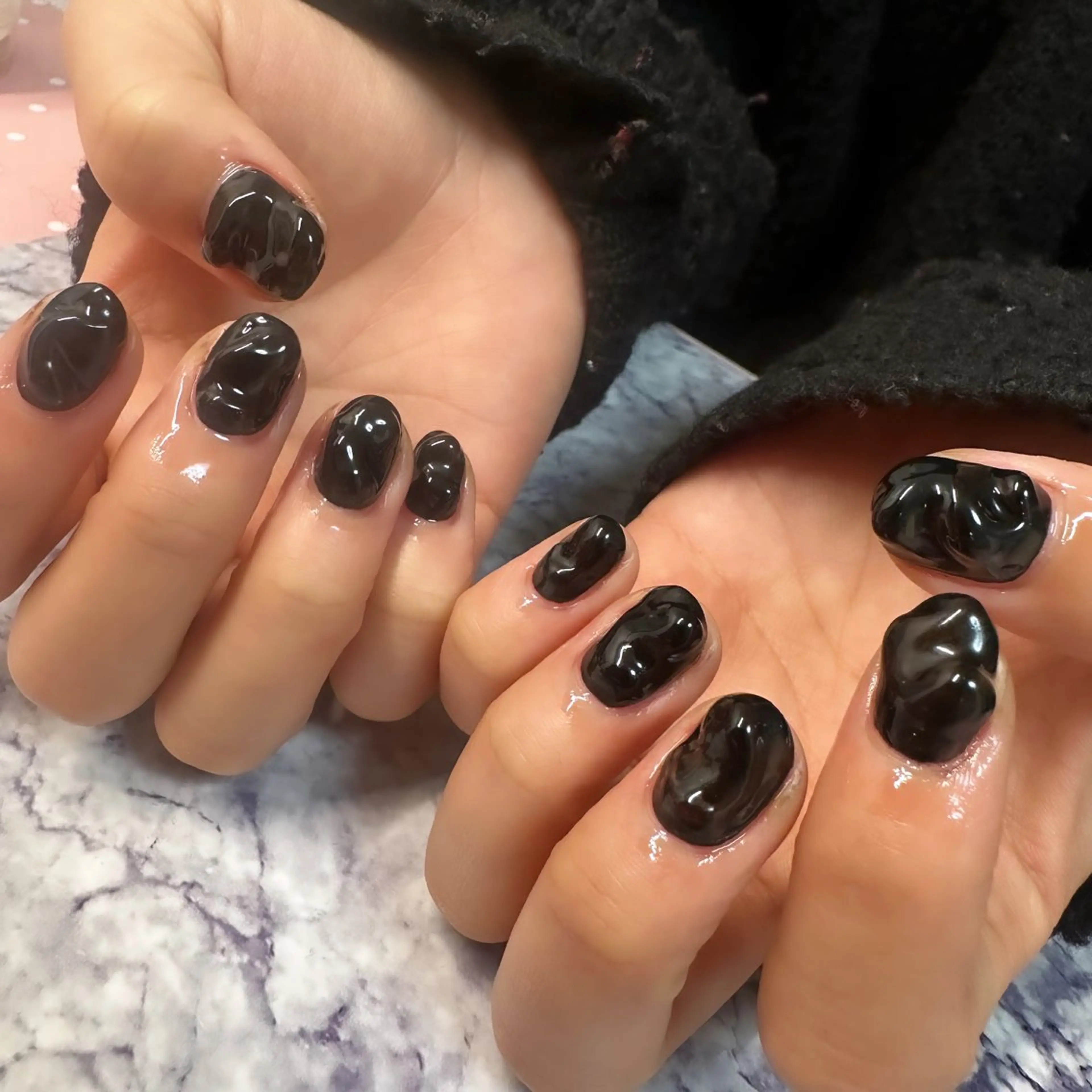 ネイル ぷっくりネイル ハンドネイル フットネイル Pretzels🥨 【プレッツェル】ミウのネイルデザイン