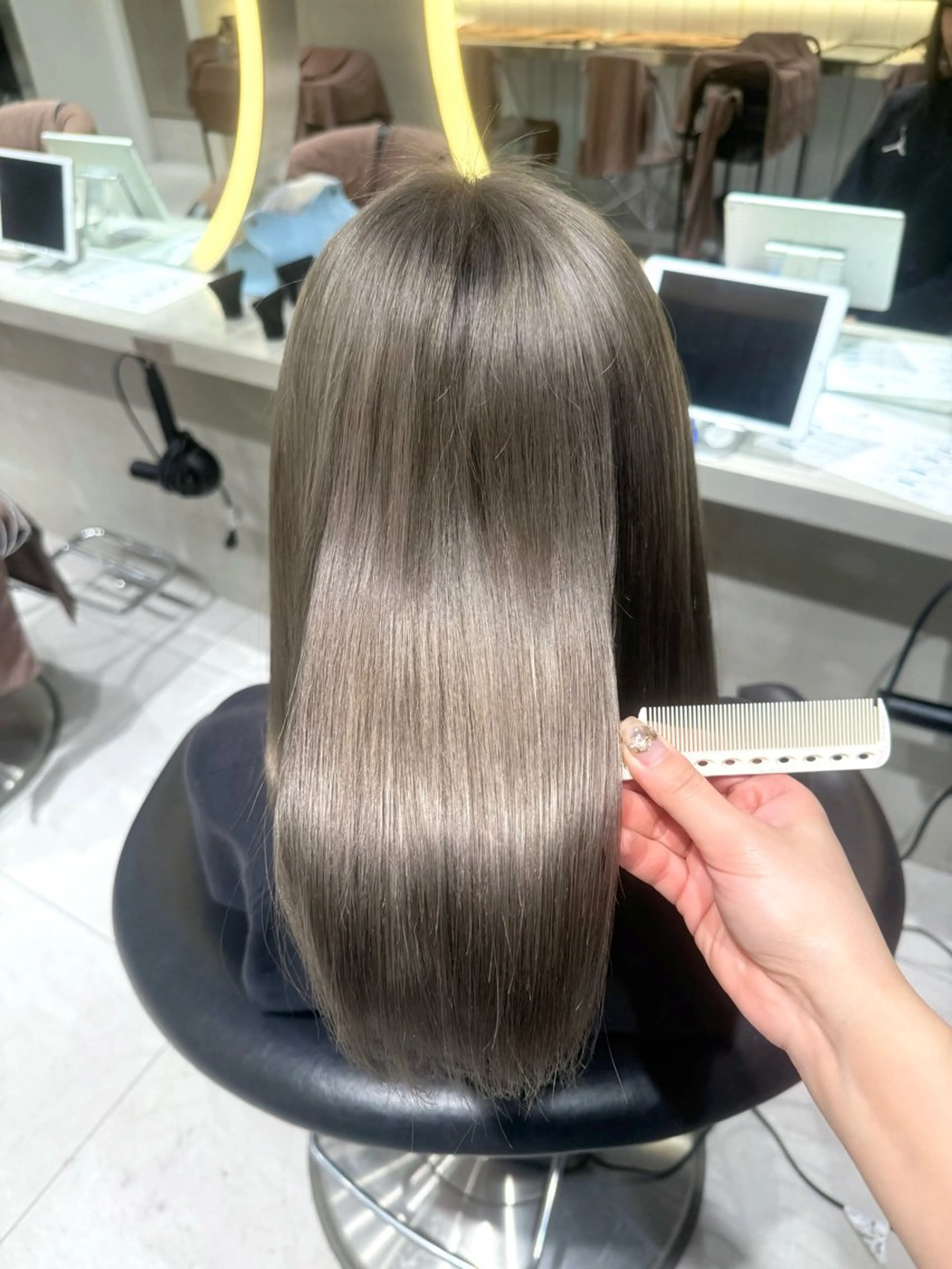 ミディアム ハイトーン特化🤍/ ハルナのヘアスタイル