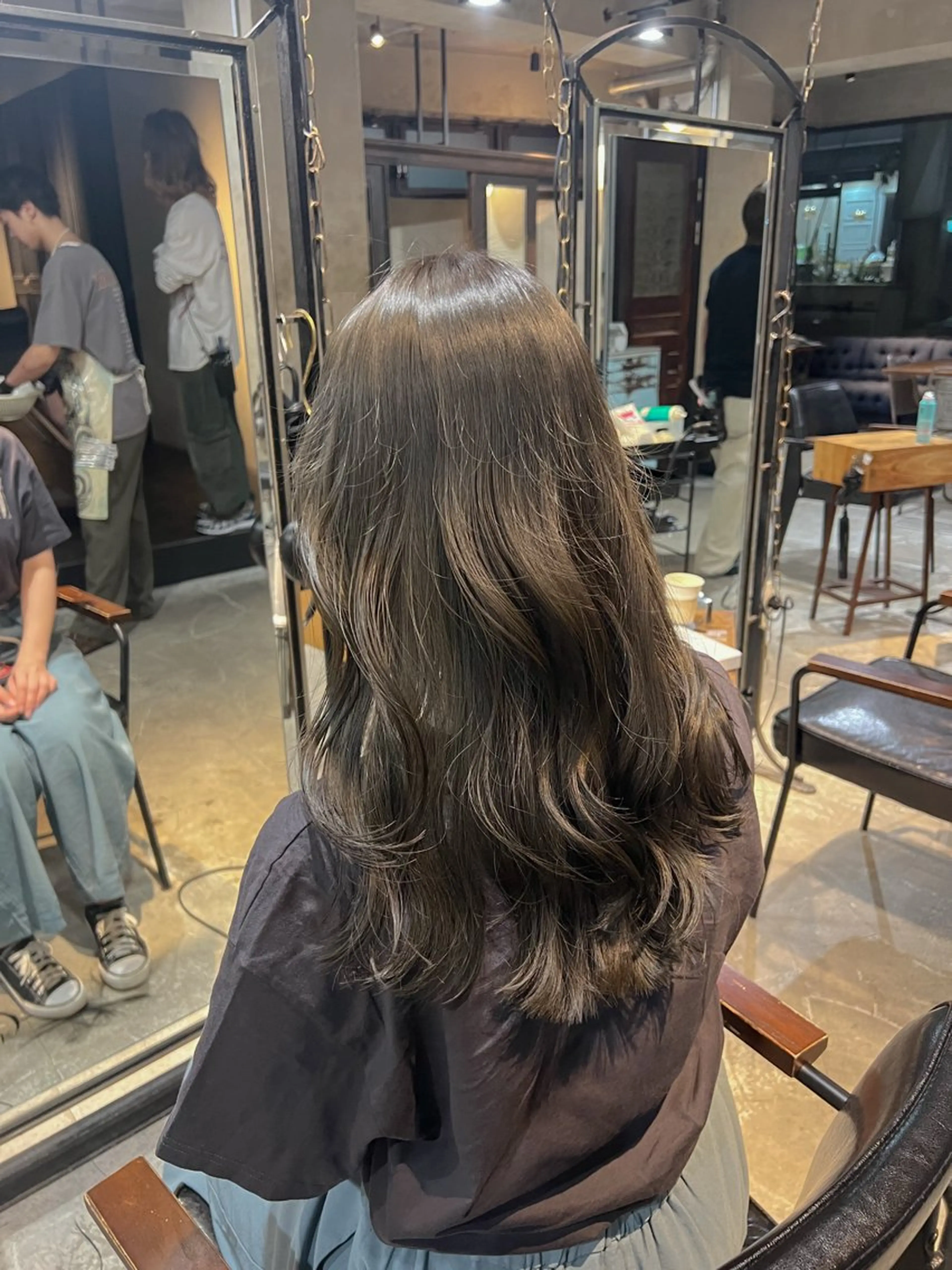 ロング カラー ヘアアレンジ カット ヘアカラー トリートメント グレージュ/艶髪矯正 🪐takushiのヘアスタイル