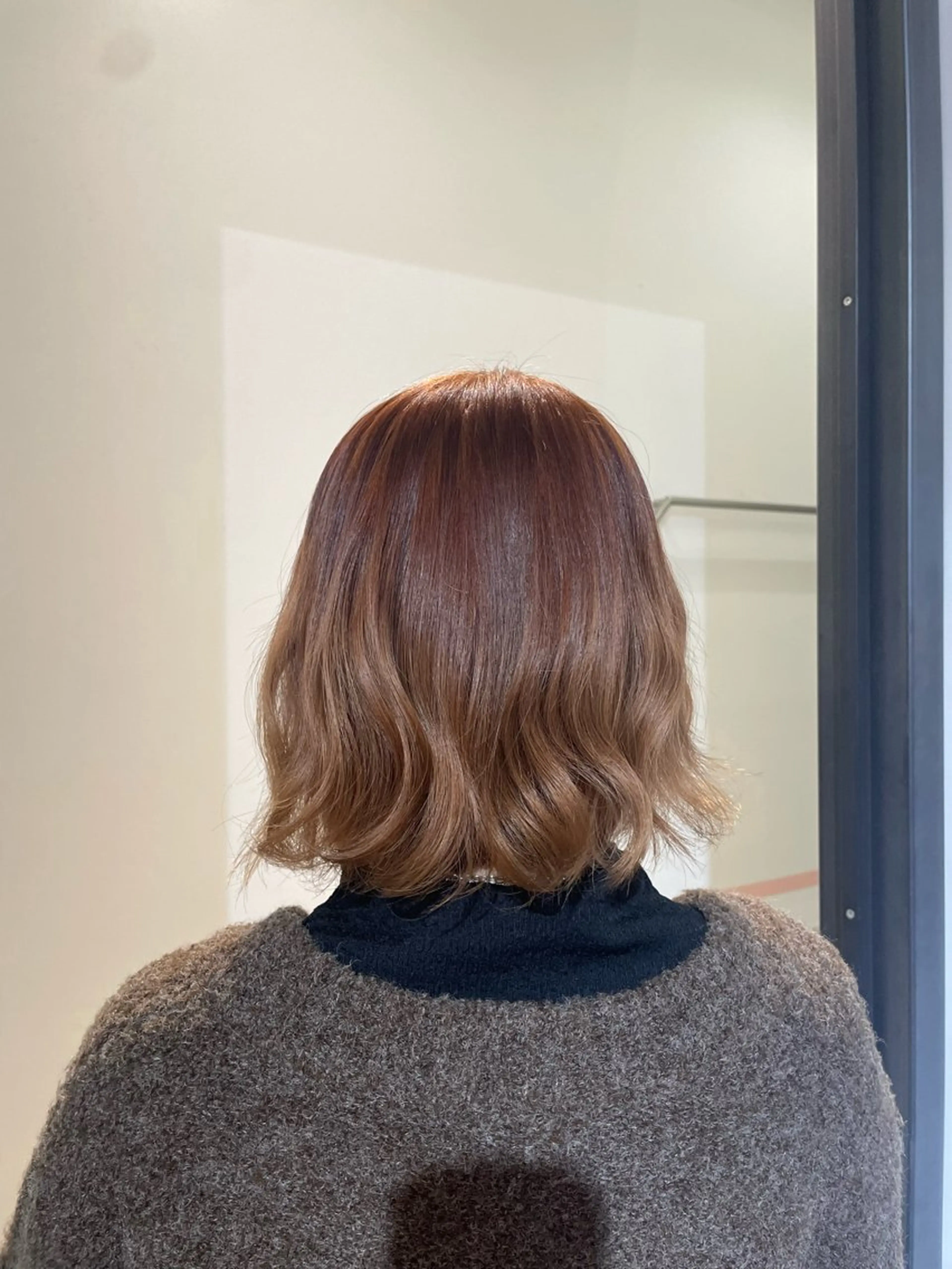 ショート カラー ブリーチ ブラウンカラー ダブルカラー ブリーチなしカラー オレンジ ヘアカラー ミユウ /札幌美容師のヘアスタイル