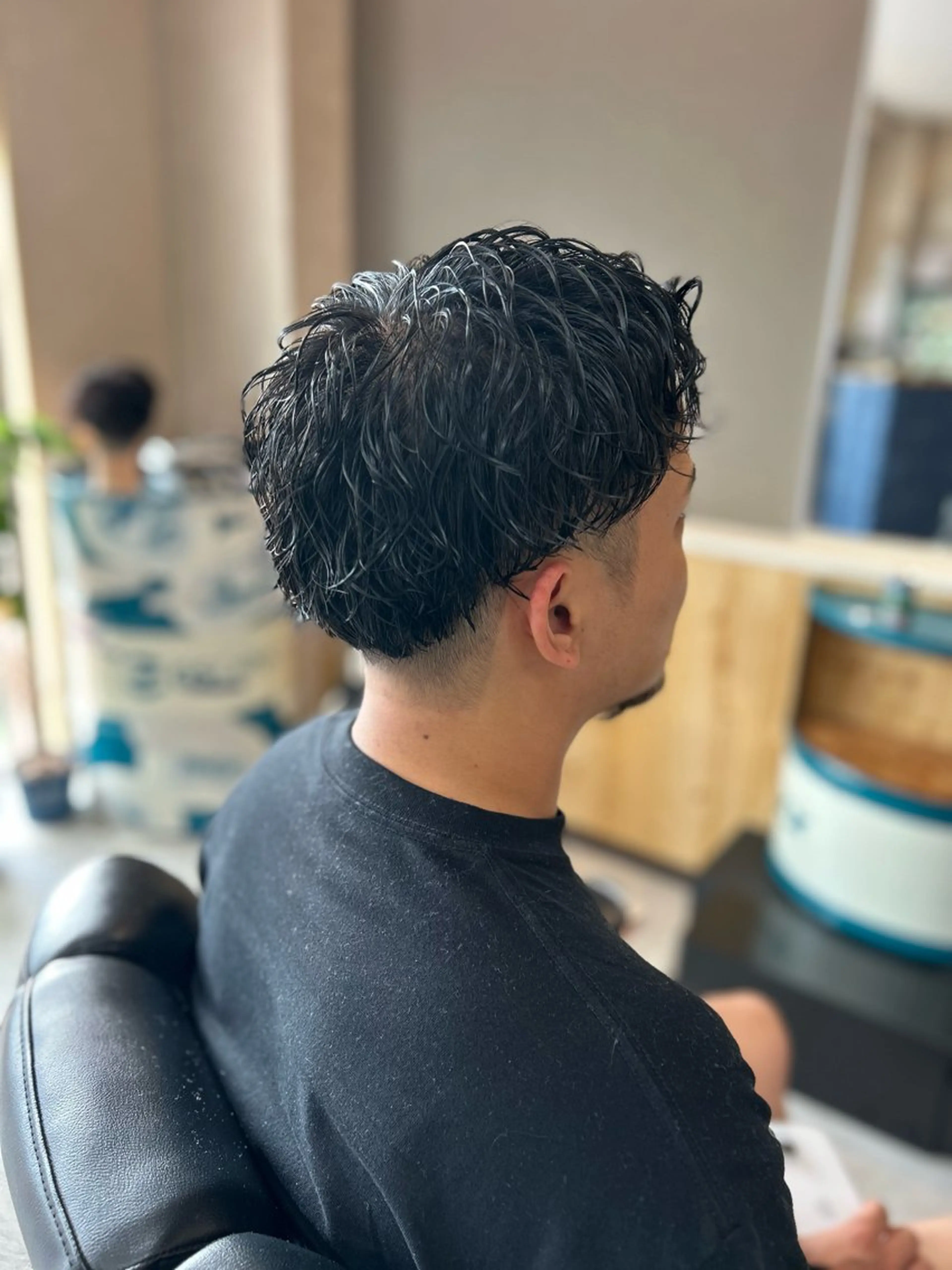 パーマ メンズ カット パーマ ヘアセット THEBARBER TEN所属・伊禮 海凪のヘアスタイル