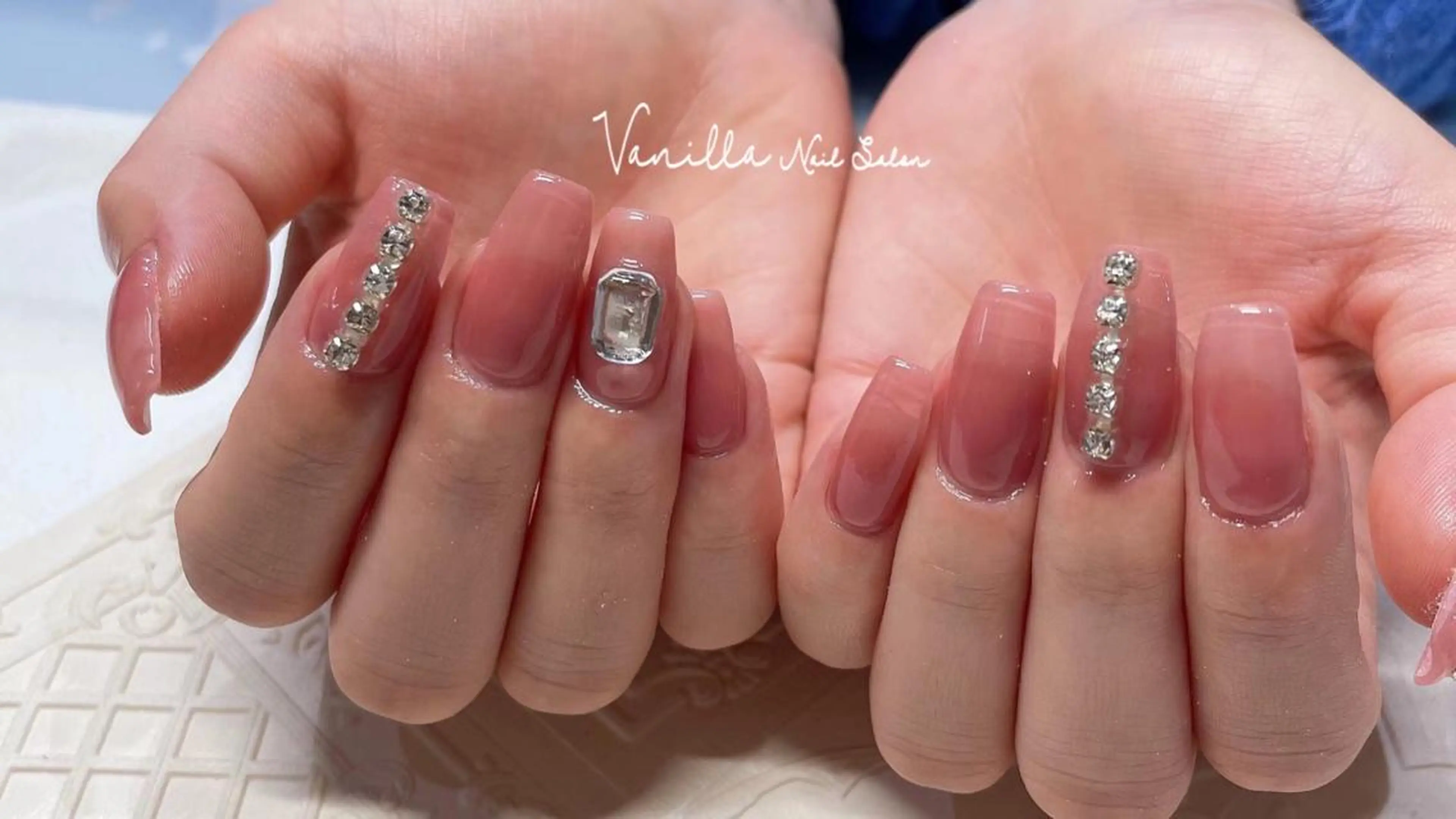 ネイル ハンドネイル Vanilla ネイルサロン 西川口のネイルデザイン