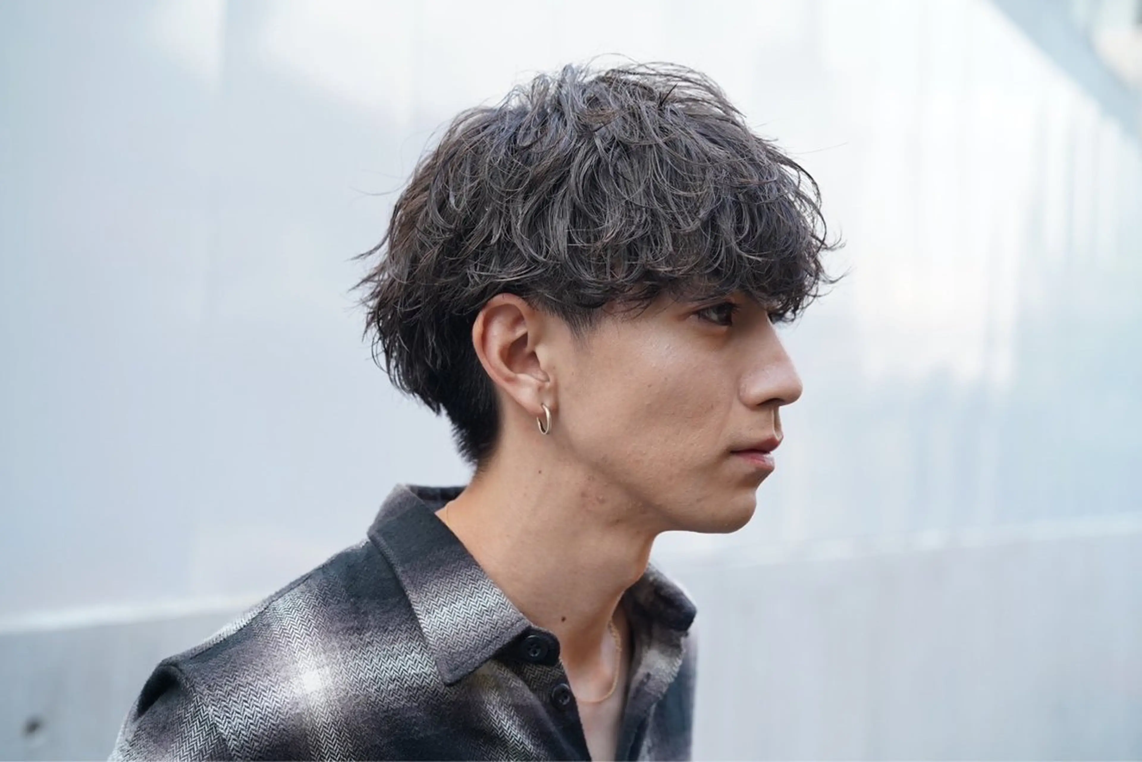 ショート パーマ メンズ メンズパーマ ツイストスパイラルパーマ 波巻きパーマ スパイラルパーマ fifth 今西翔汰のヘアスタイル