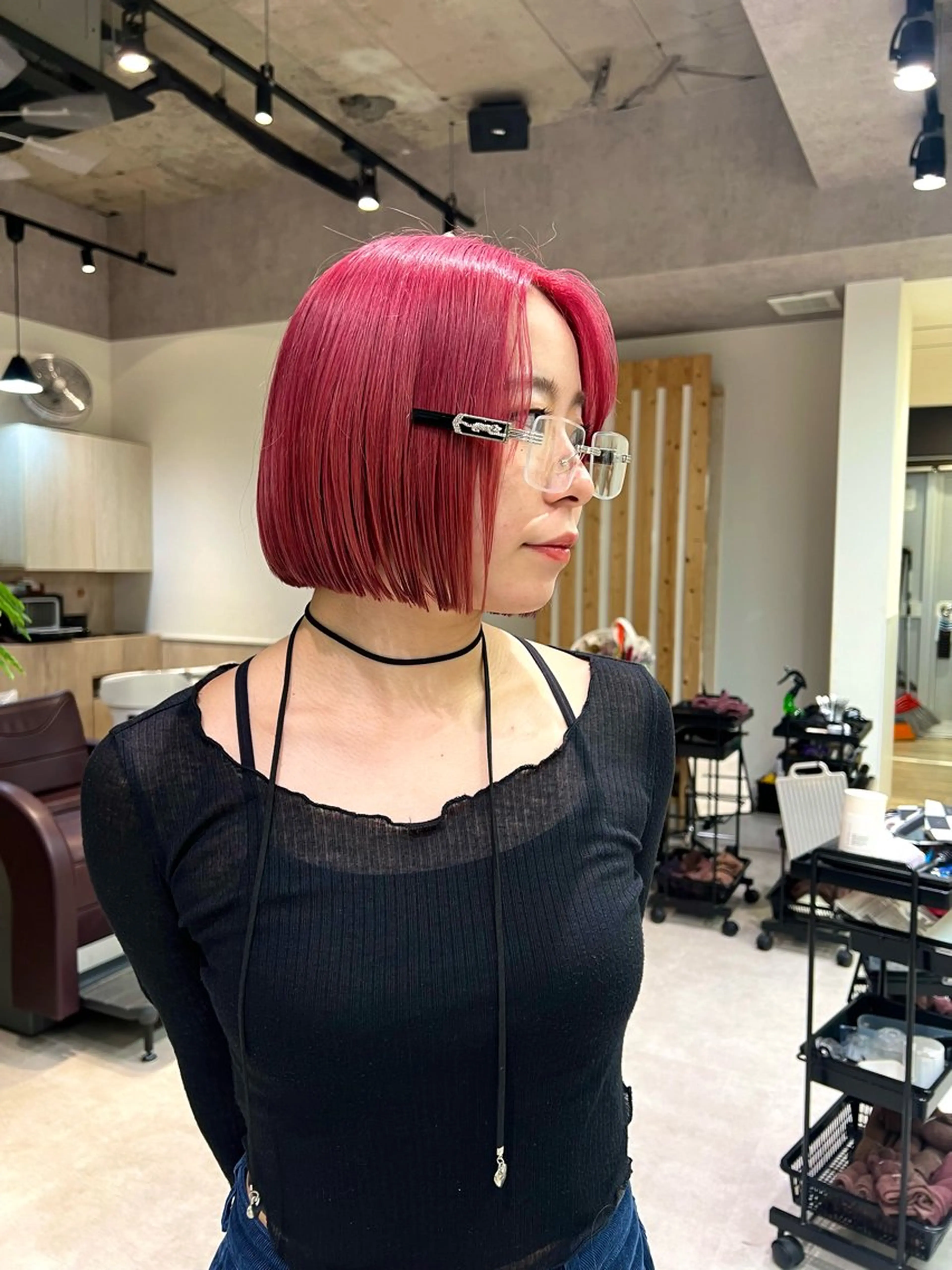 ショート カラー ヘアカラー ダブルカラーブリーチ 髪質改善　縮毛矯正のヘアスタイル