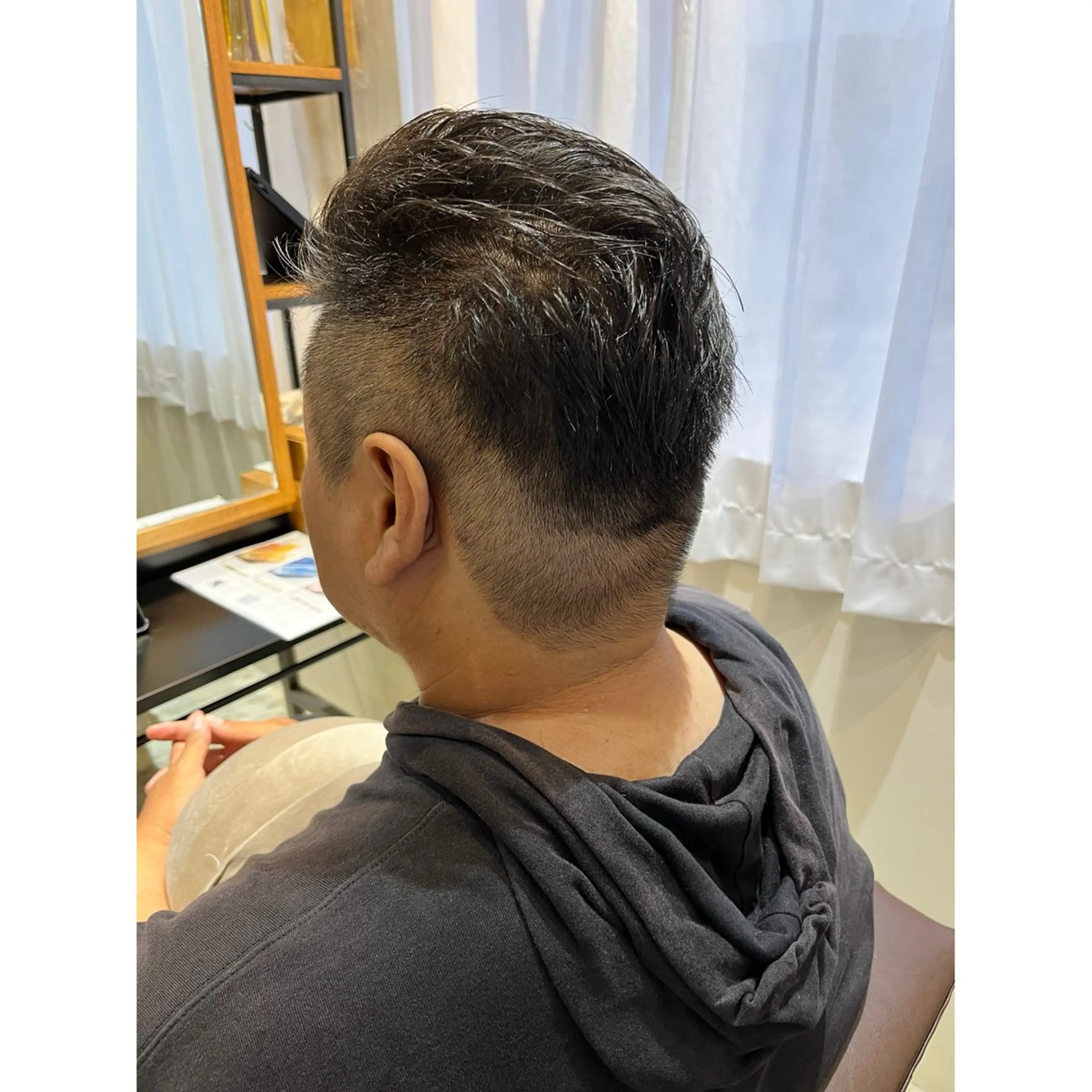 ショート カット 喜友名洸季 anoneのヘアスタイル