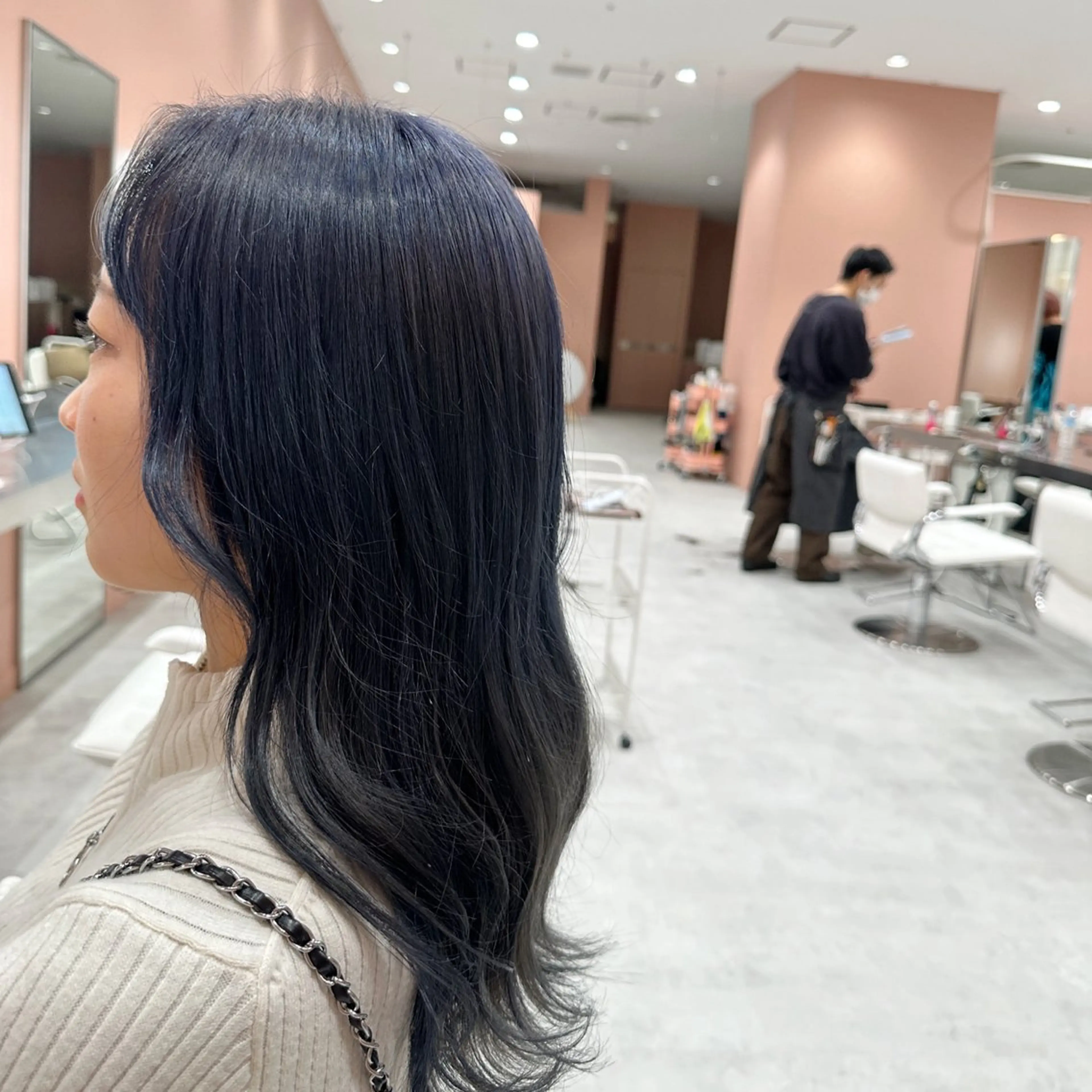 セミロング こうた/髪質改善 ストレート/ヘアケアのヘアスタイル