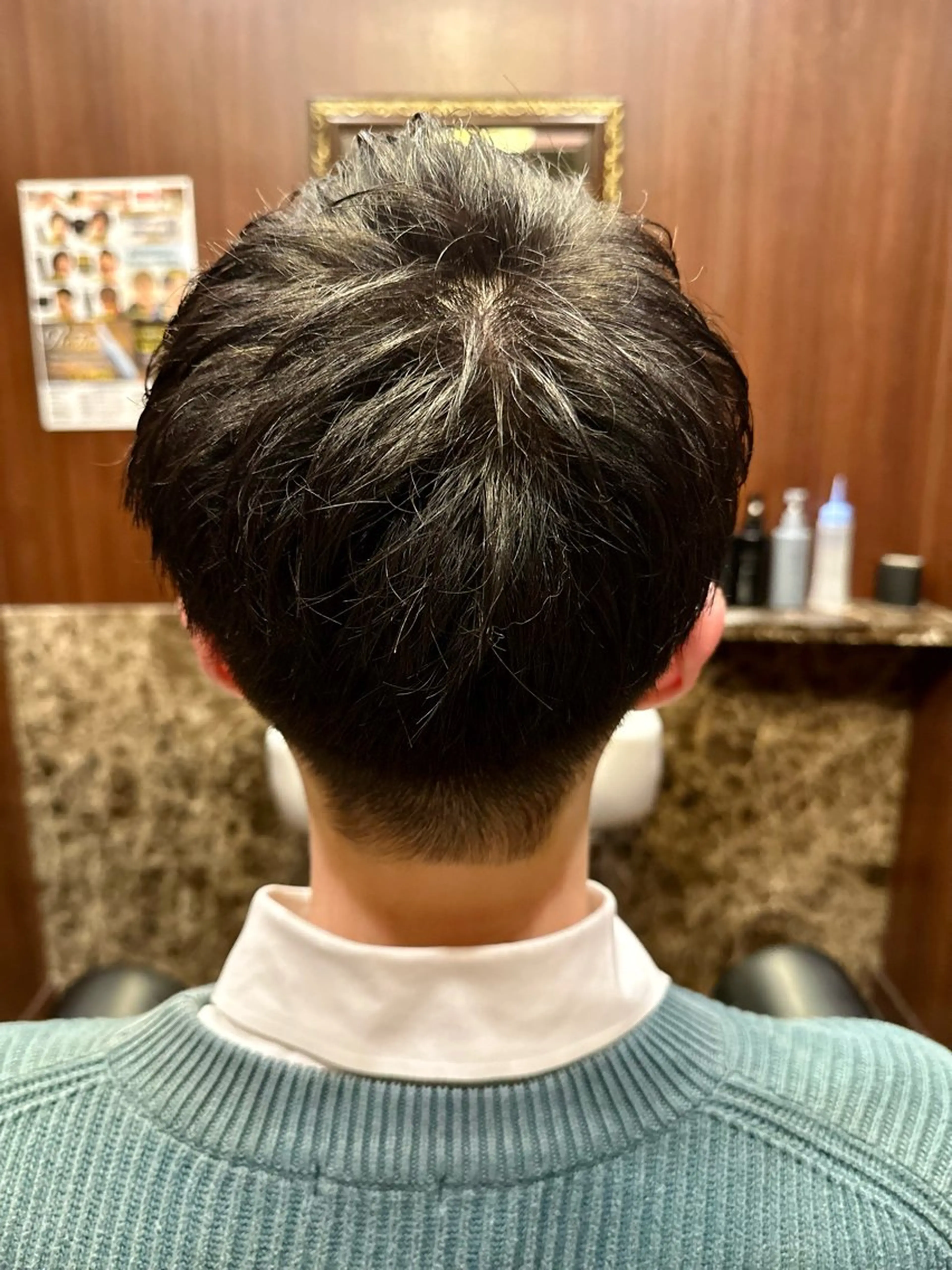 ショート カラー メンズ 深田 千尋のヘアスタイル