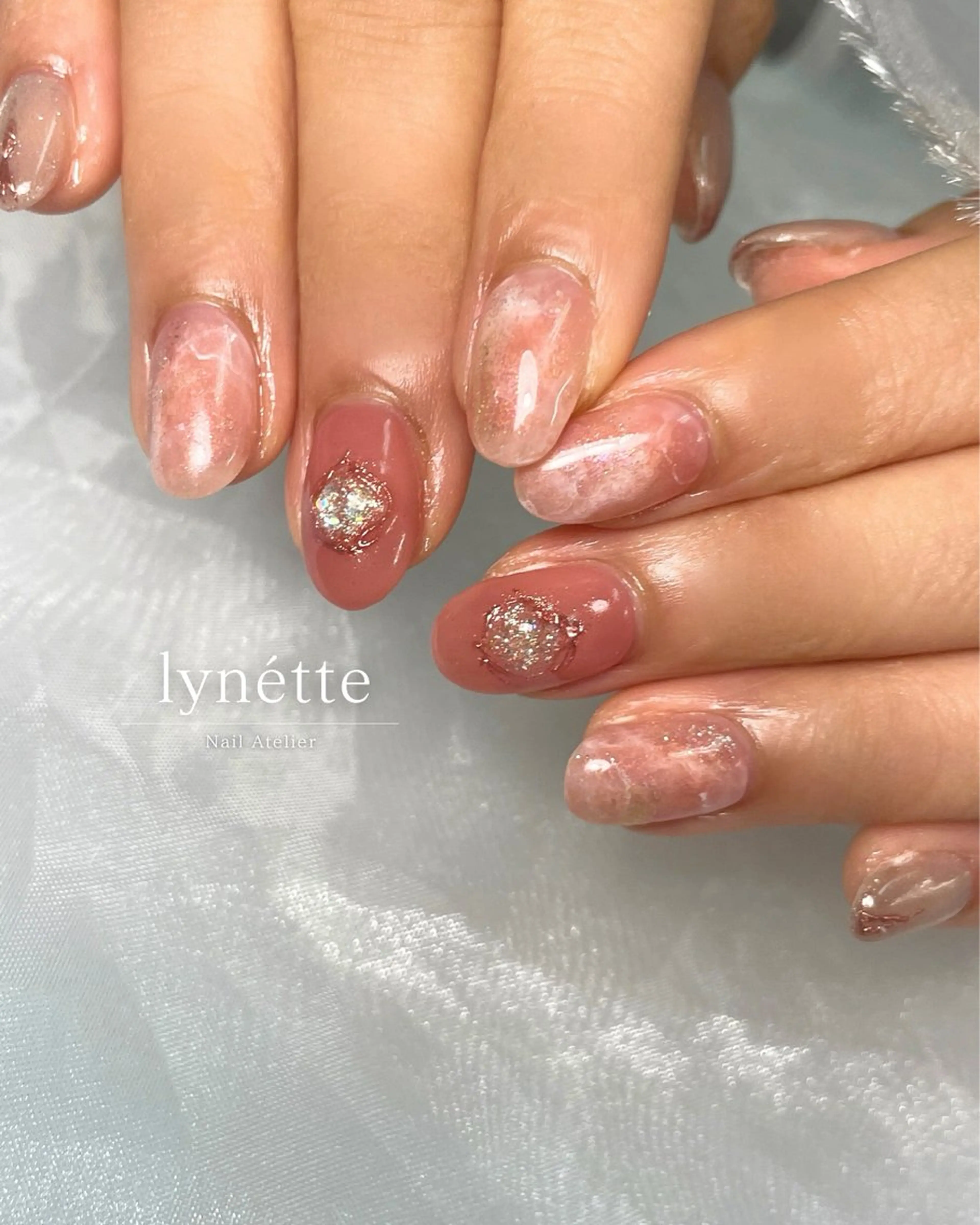 ネイル 大理石ネイル(マーブル) ニュアンスネイル ハンドネイル Nail Atelier lynétte所属・lynétte 那覇ネイルサロンのネイルデザイン
