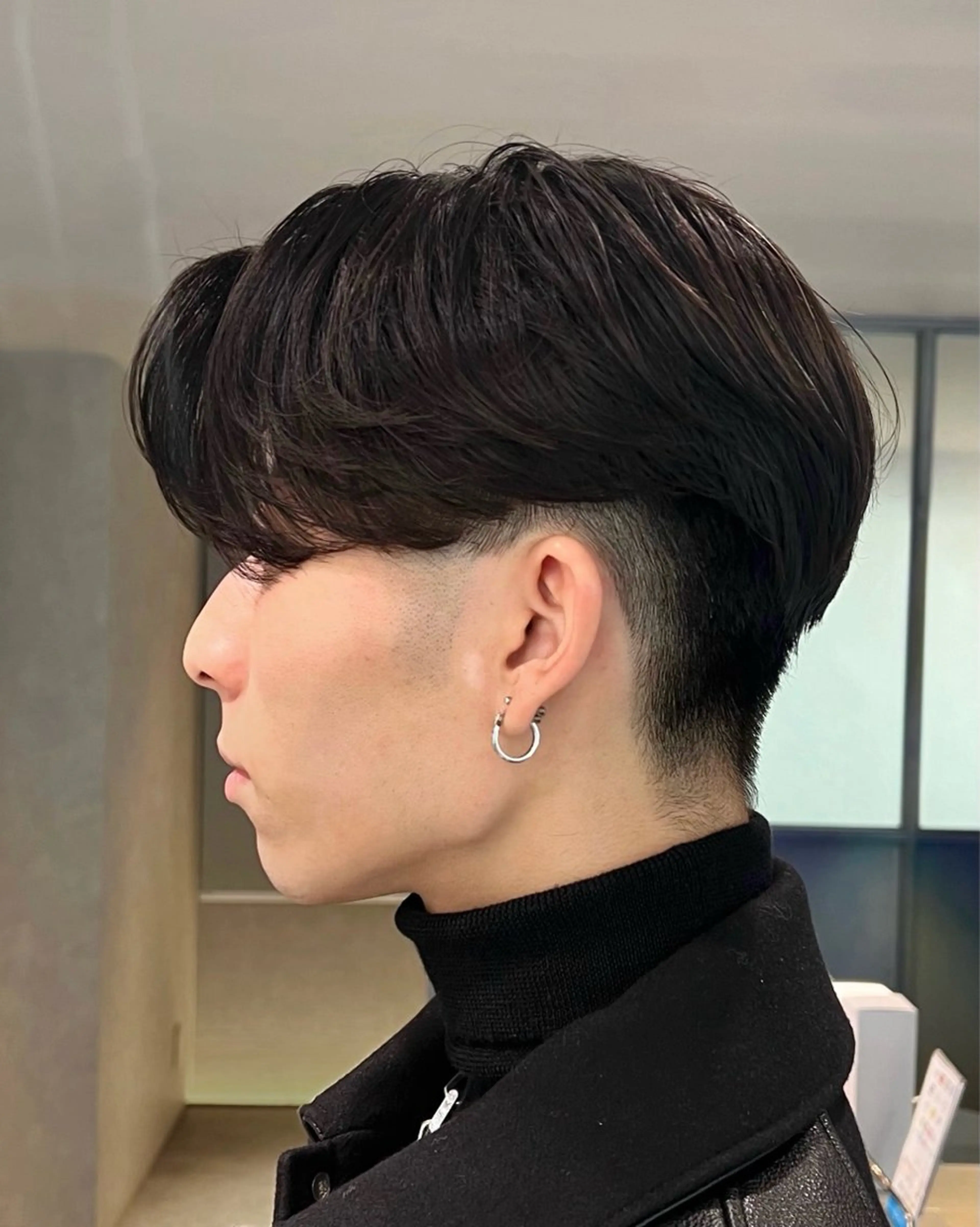 パーマ メンズ センターパート メンズパーマ ニュアンスパーマ カット パーマ Qin shaire salon 原宿verno店所属・【センターパート】 ETO／江藤翼の眉毛・アイブロウイメージ