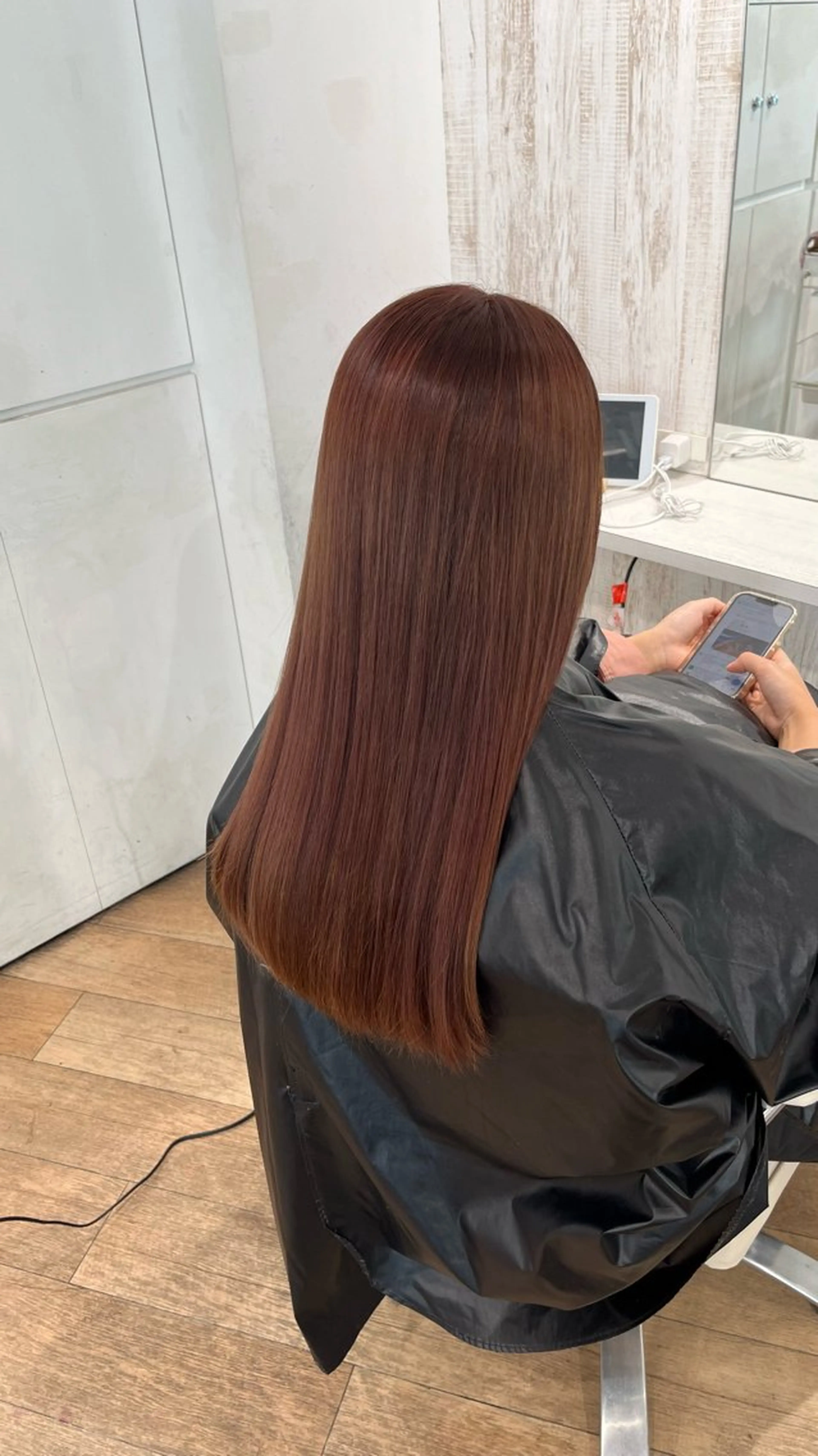 ロング ピンクブラウン 🩶 momoka 🩶のヘアスタイル