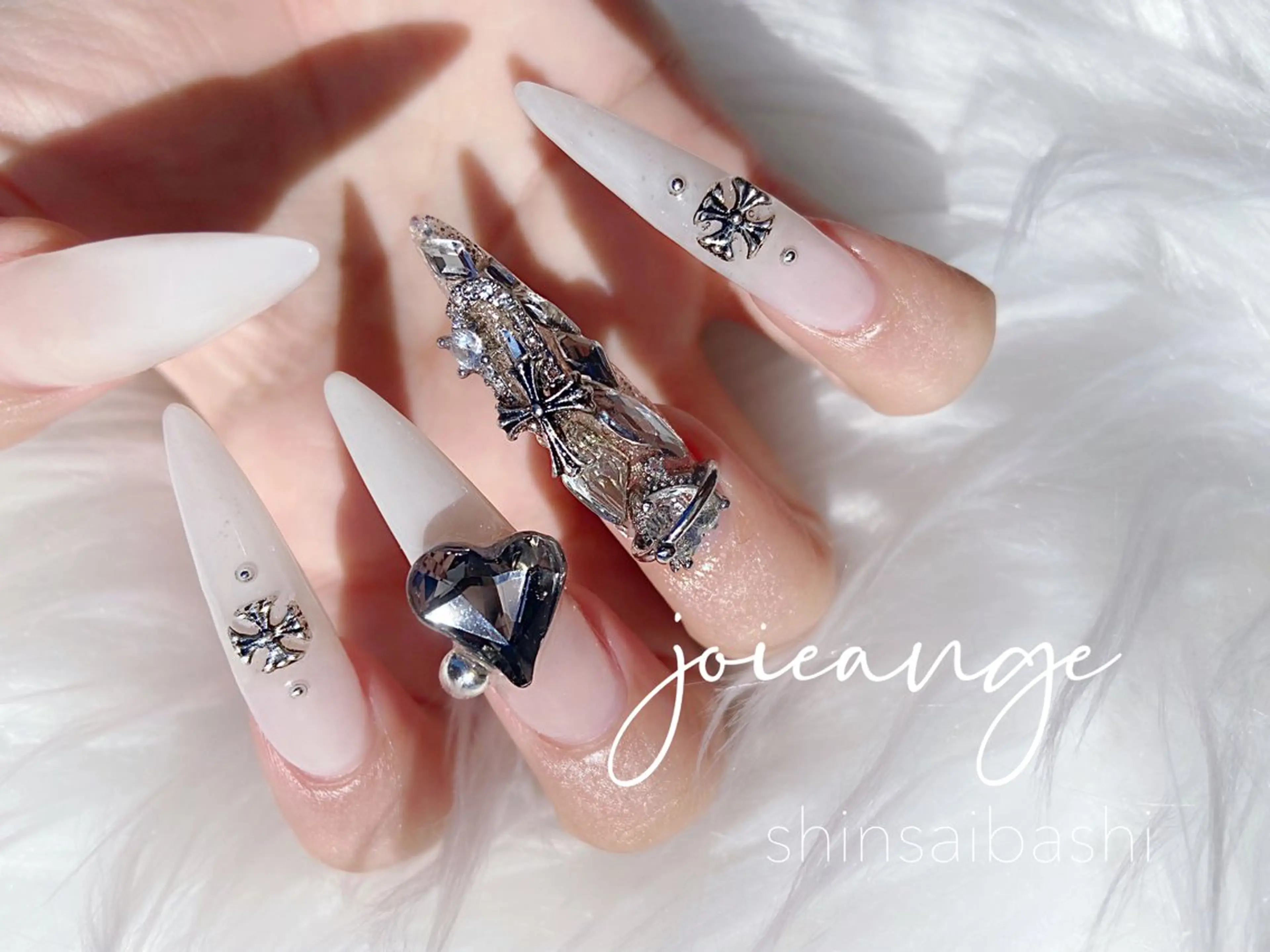 ネイル スカルプネイル ハンドネイル 藤本 まどかのネイルデザイン