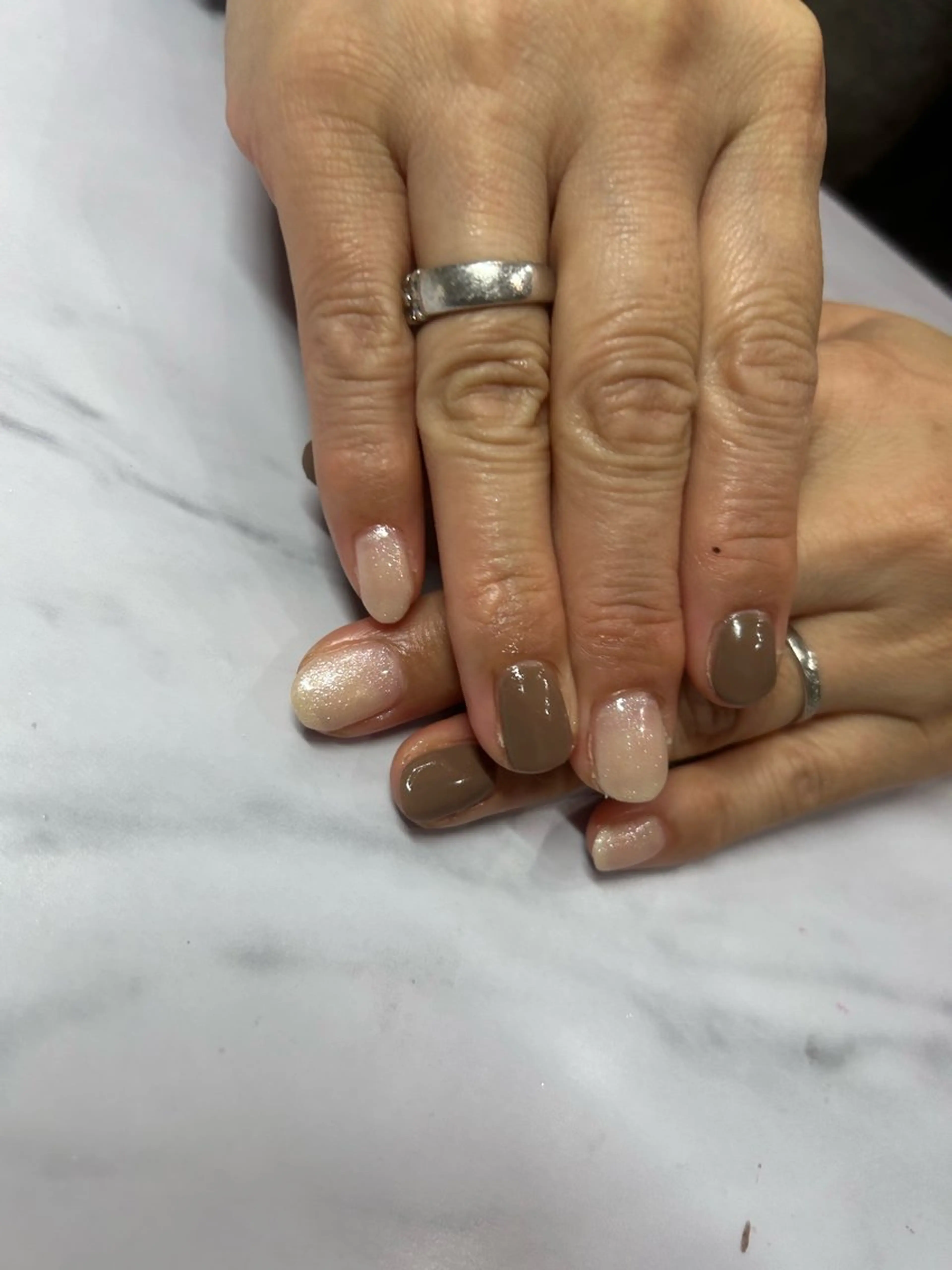 ネイル ワンカラーネイル ネイルサロンエーナインイオンモール苗穂店所属・N. kurumiのネイルデザイン