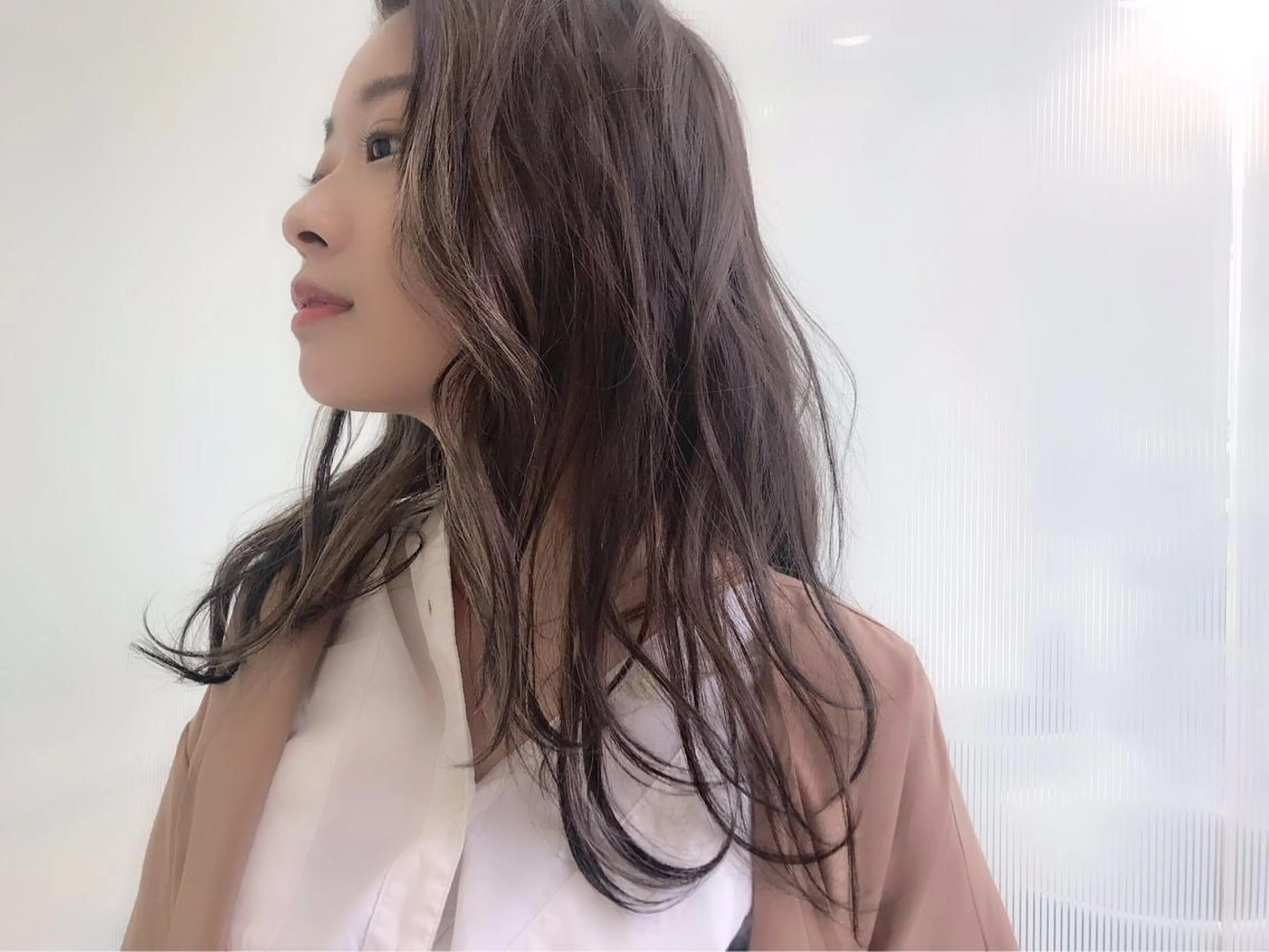 カラー AZ HAIR所属・横山 晃隆のヘアスタイル