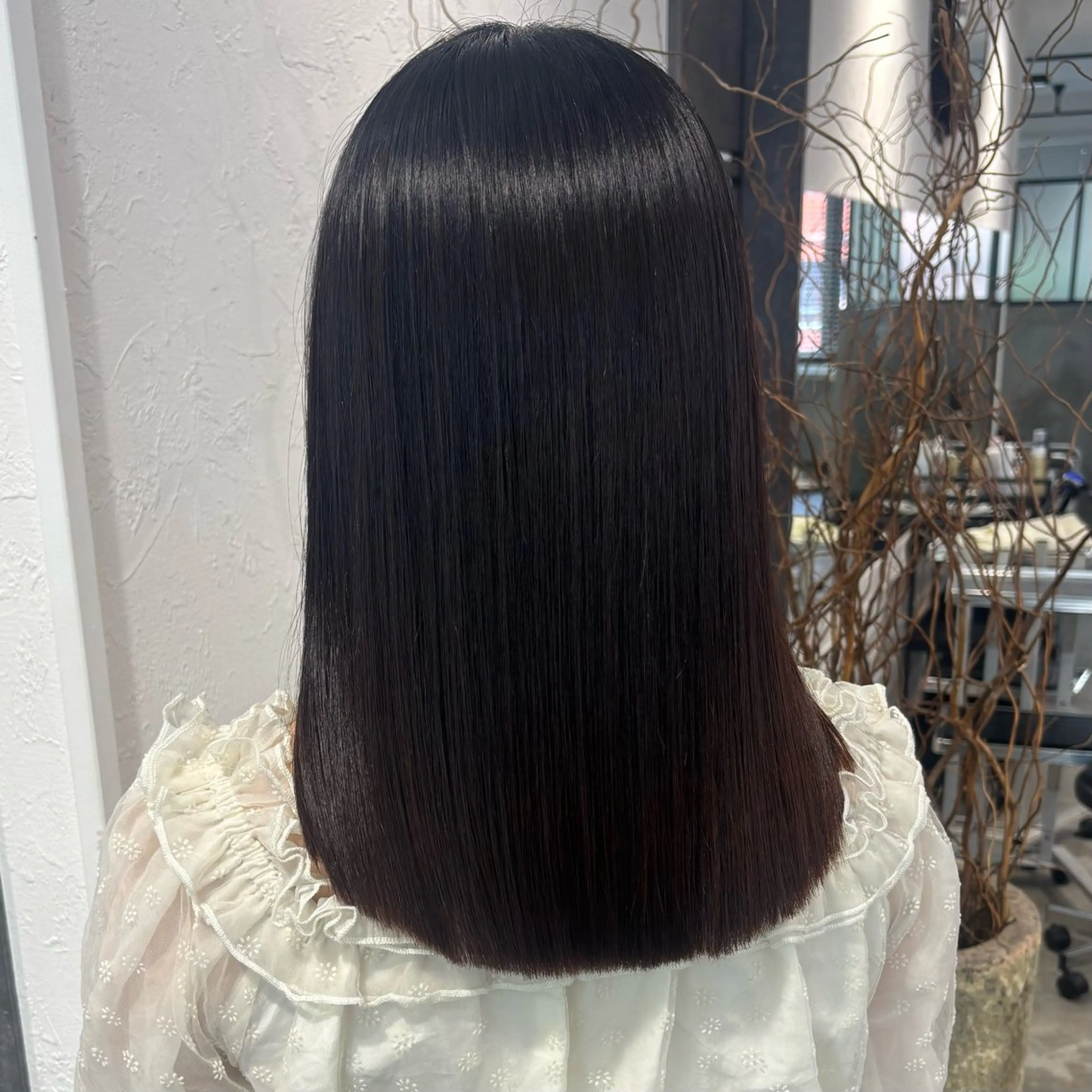 セミロング 髪質改善/縮毛矯正/ 暖色カラー🎀🪞のヘアスタイル