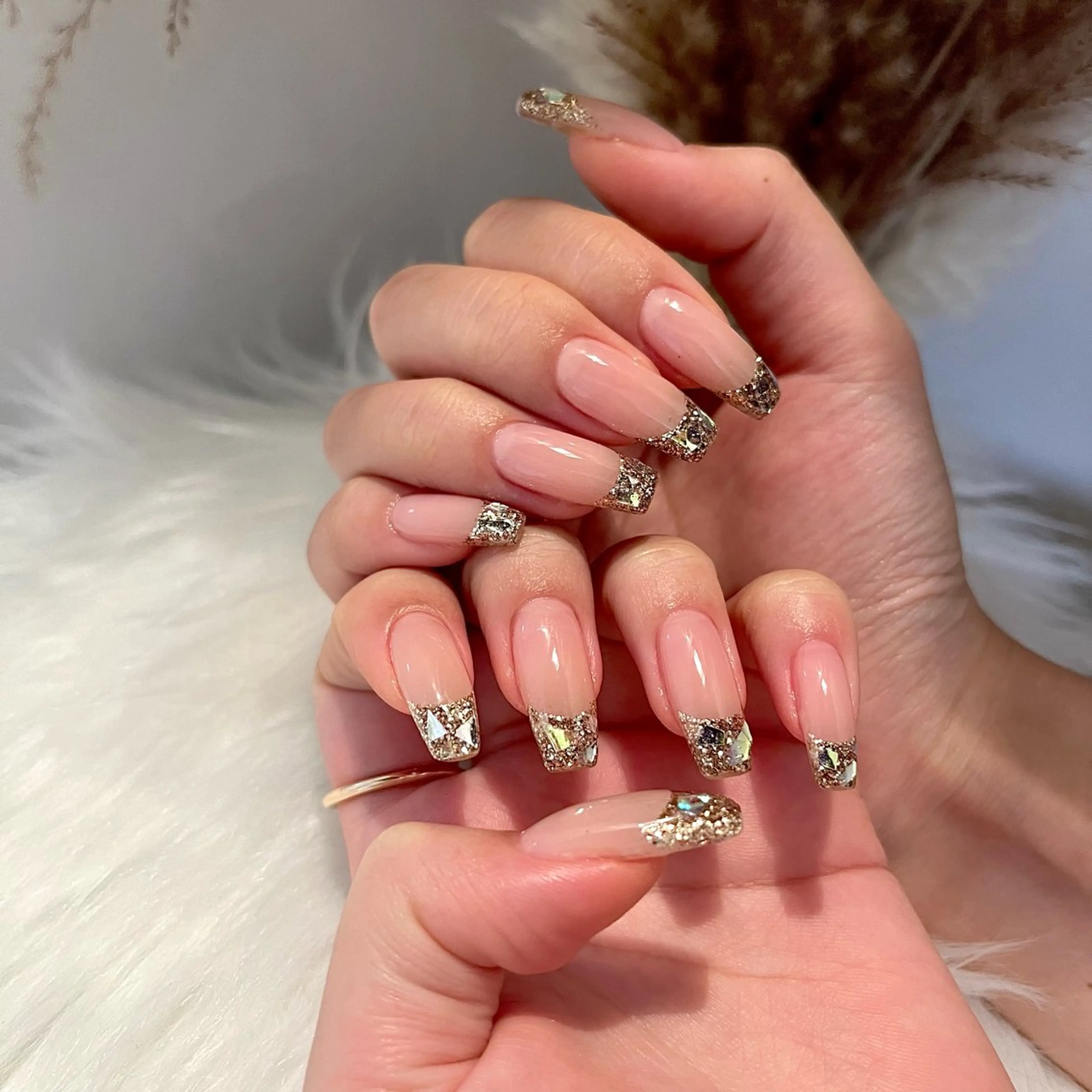 ネイル フレンチネイル ガラスフレンチ 持ち込み ハンドネイル Chipi Nailのネイルデザイン