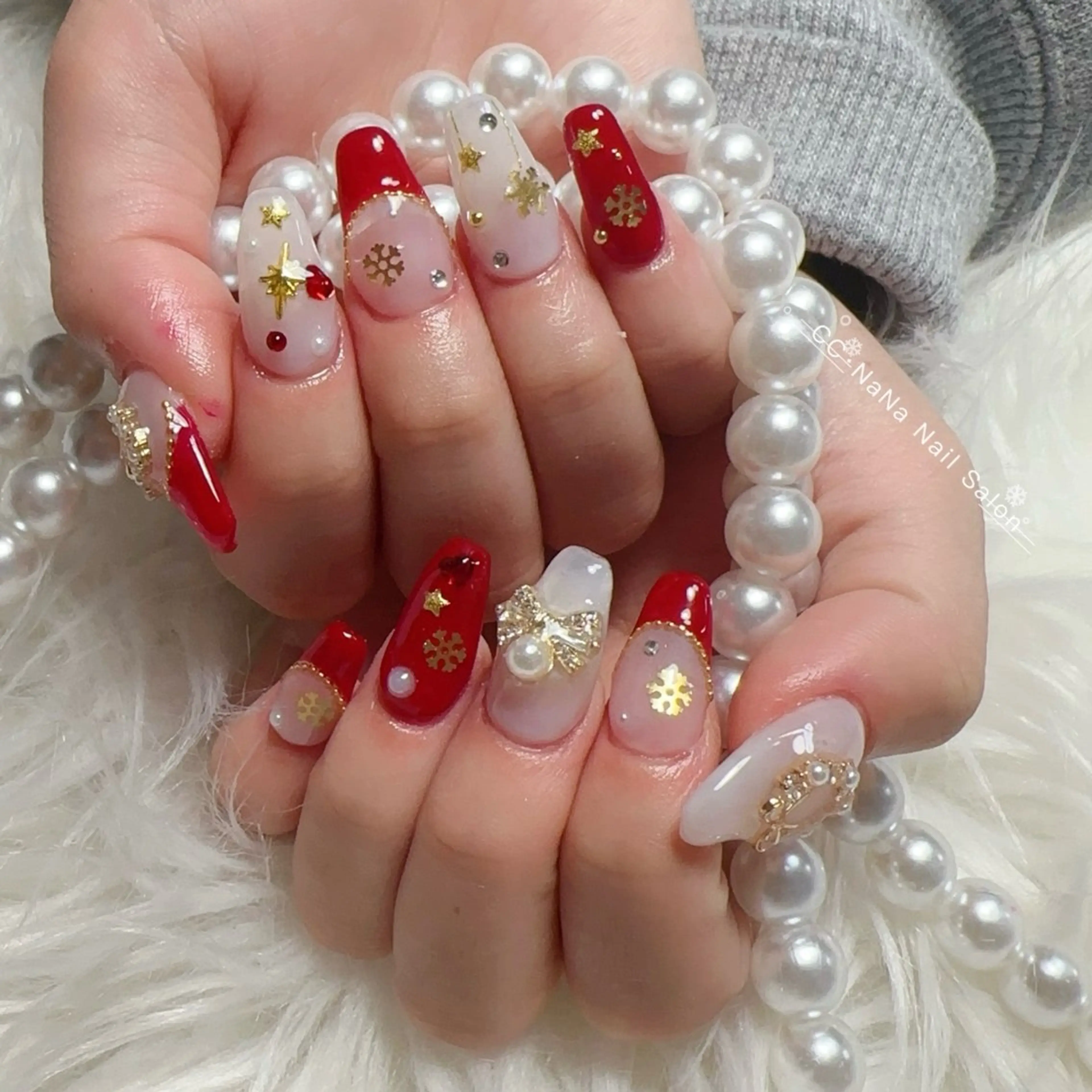 ネイル チークネイル フラッシュネイル ハート キラキラネイル 韓国ネイル ハンドネイル 💎CC・NaNa 韓国風ネイル🌙のネイルデザイン