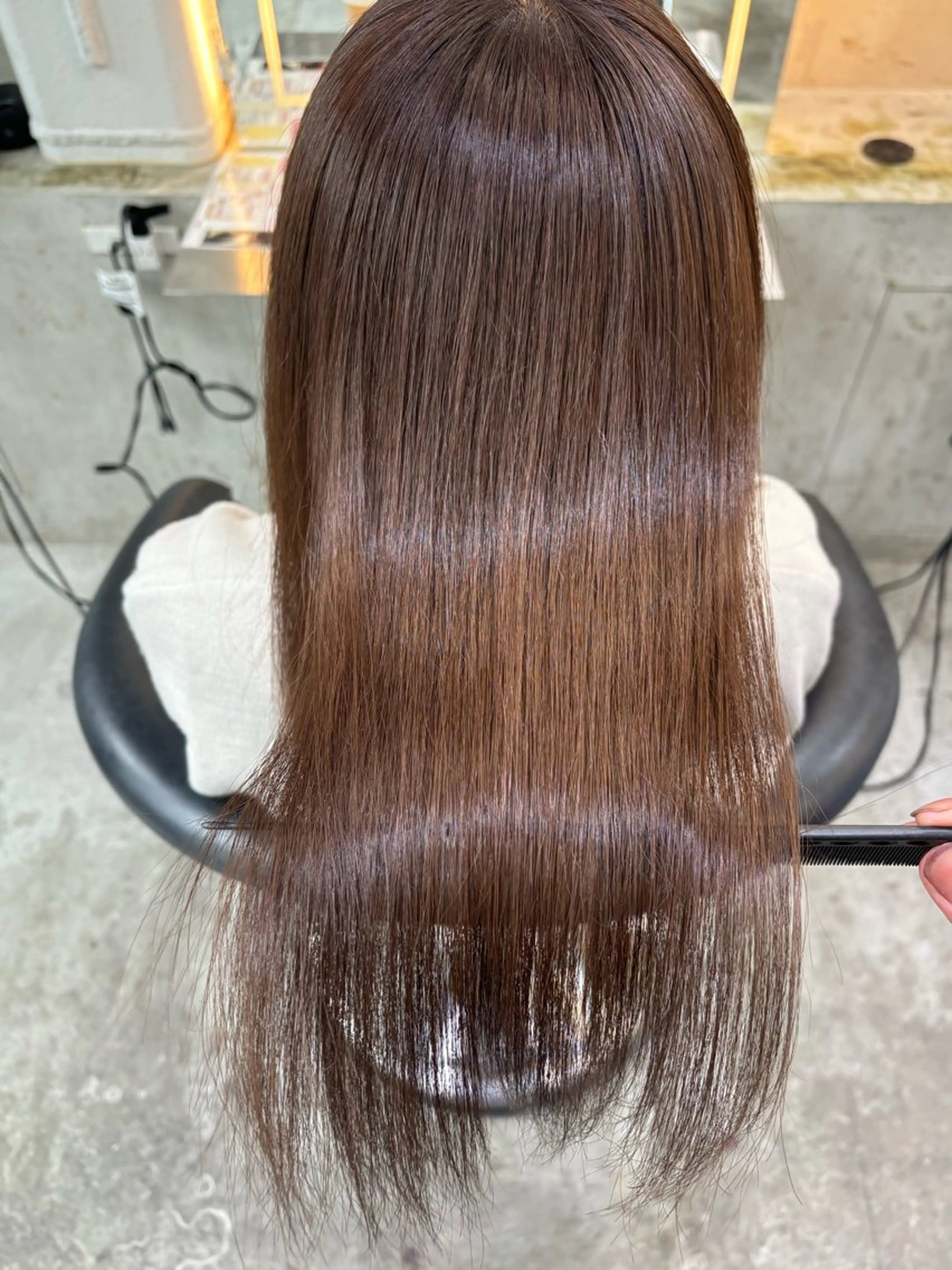 セミロング うる艶縮毛カラー✨ たいよう☀️のヘアスタイル