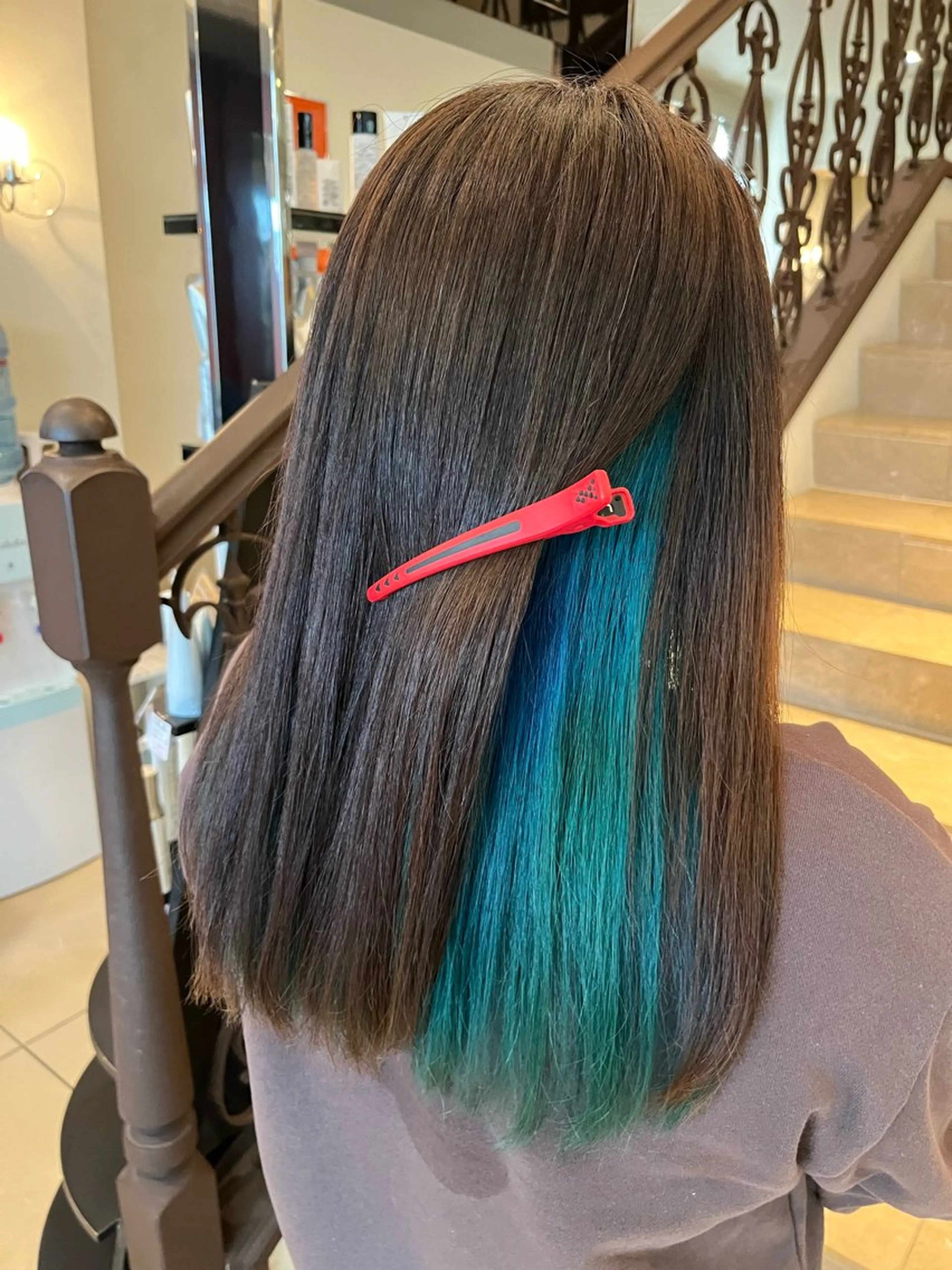 ロング ヘアカラー 八重樫 夢愛のヘアスタイル