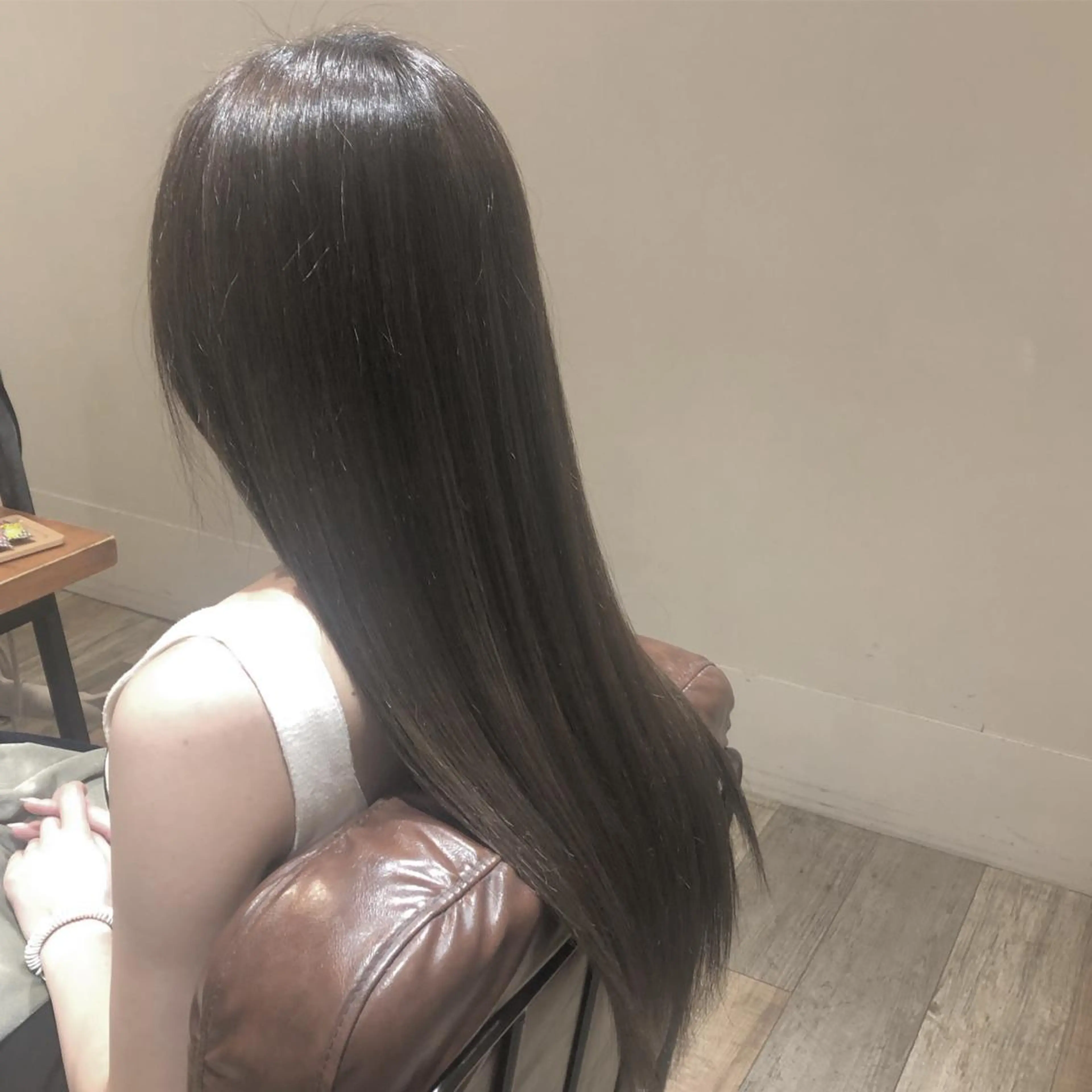 セミロング カラー グレージュ 艶髪／シールエクステ 🌻ノゾミ🌻のヘアスタイル